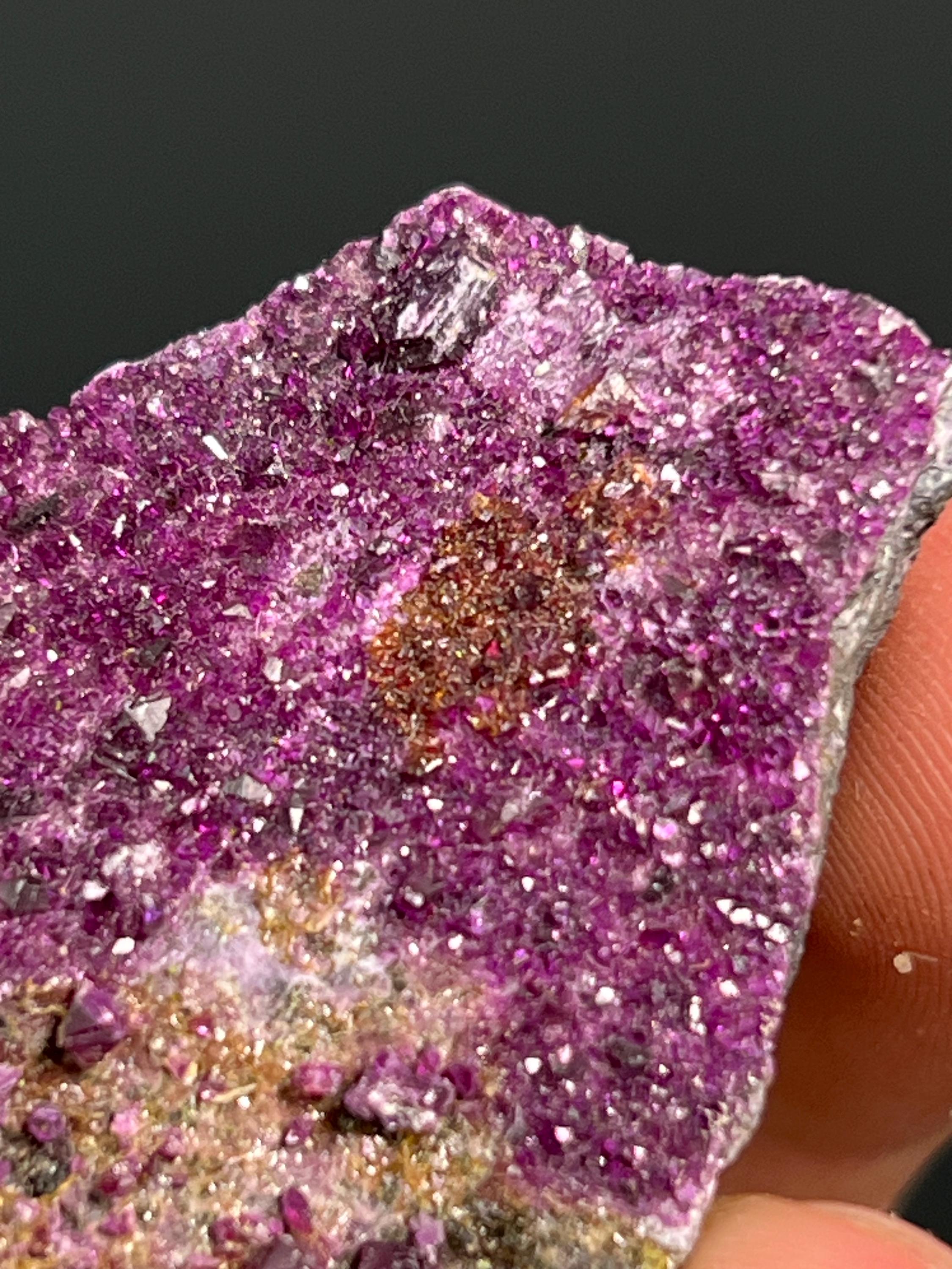 Very Special Kammererite Specimen - Crystal Gemstone AE 