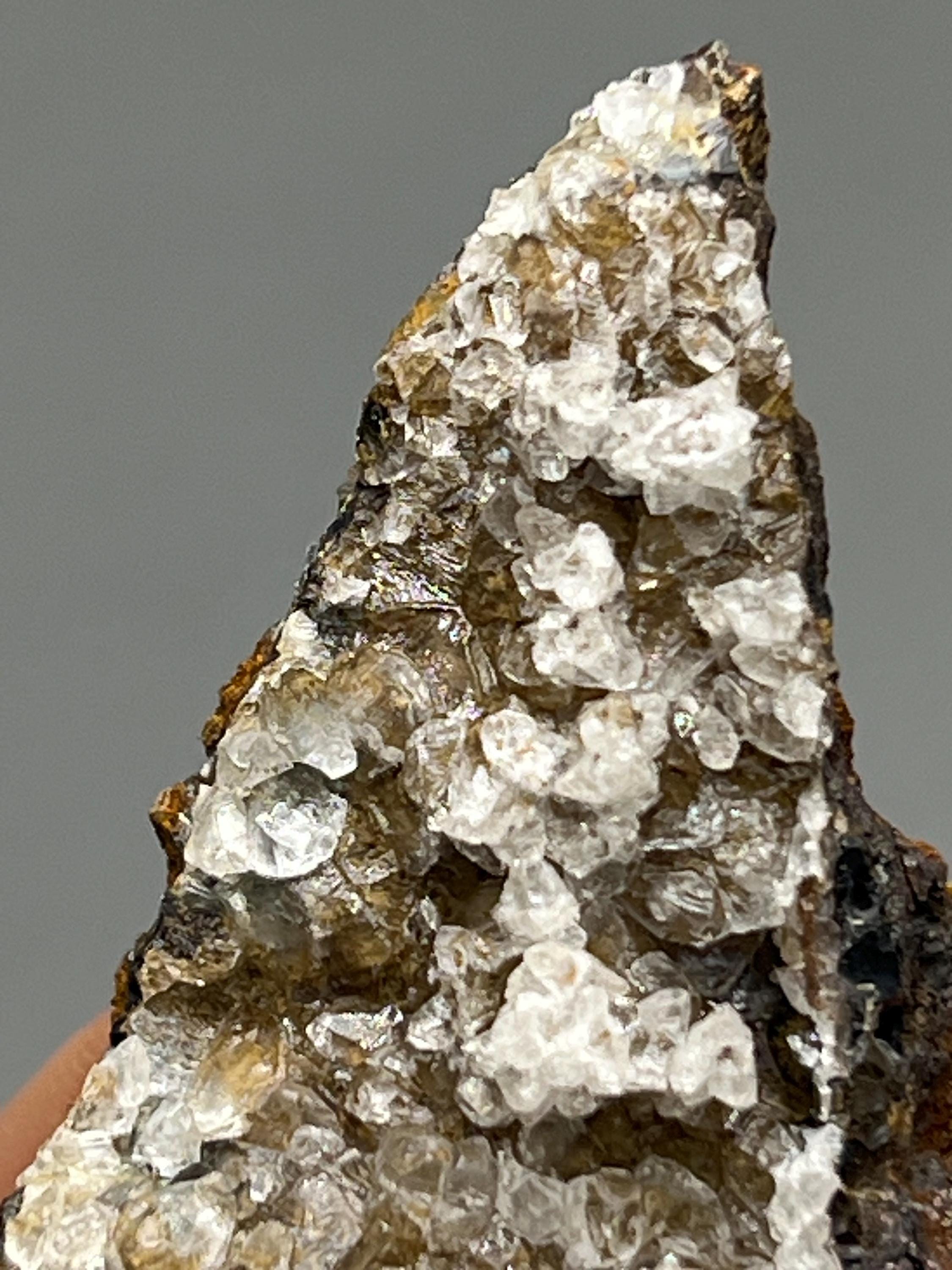 Very Special, Crystal Calcite On Hematite, From Turkey - Crystal Gemstone AE 