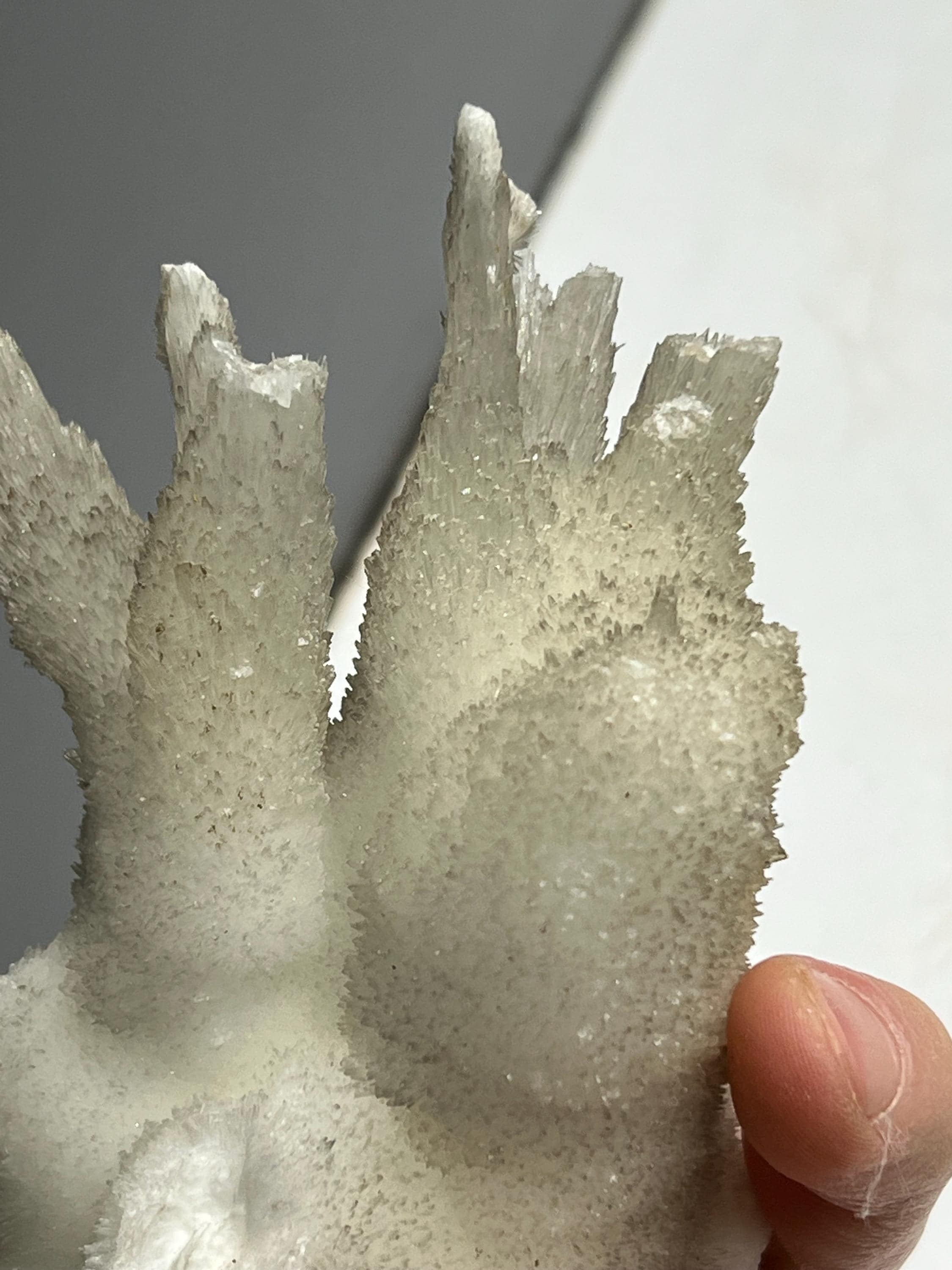 Very Showy Stalactite Aragonite Mineral, From Turkey - Crystal Gemstone AE 