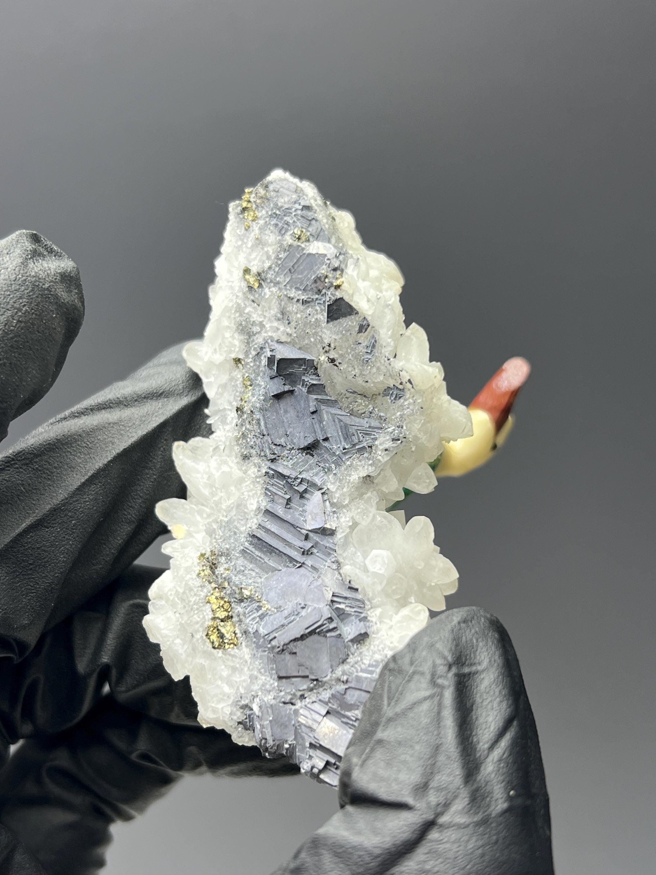 Crystal Quartz And Galena With Natural Stone Bird - Crystal Gemstone AE 