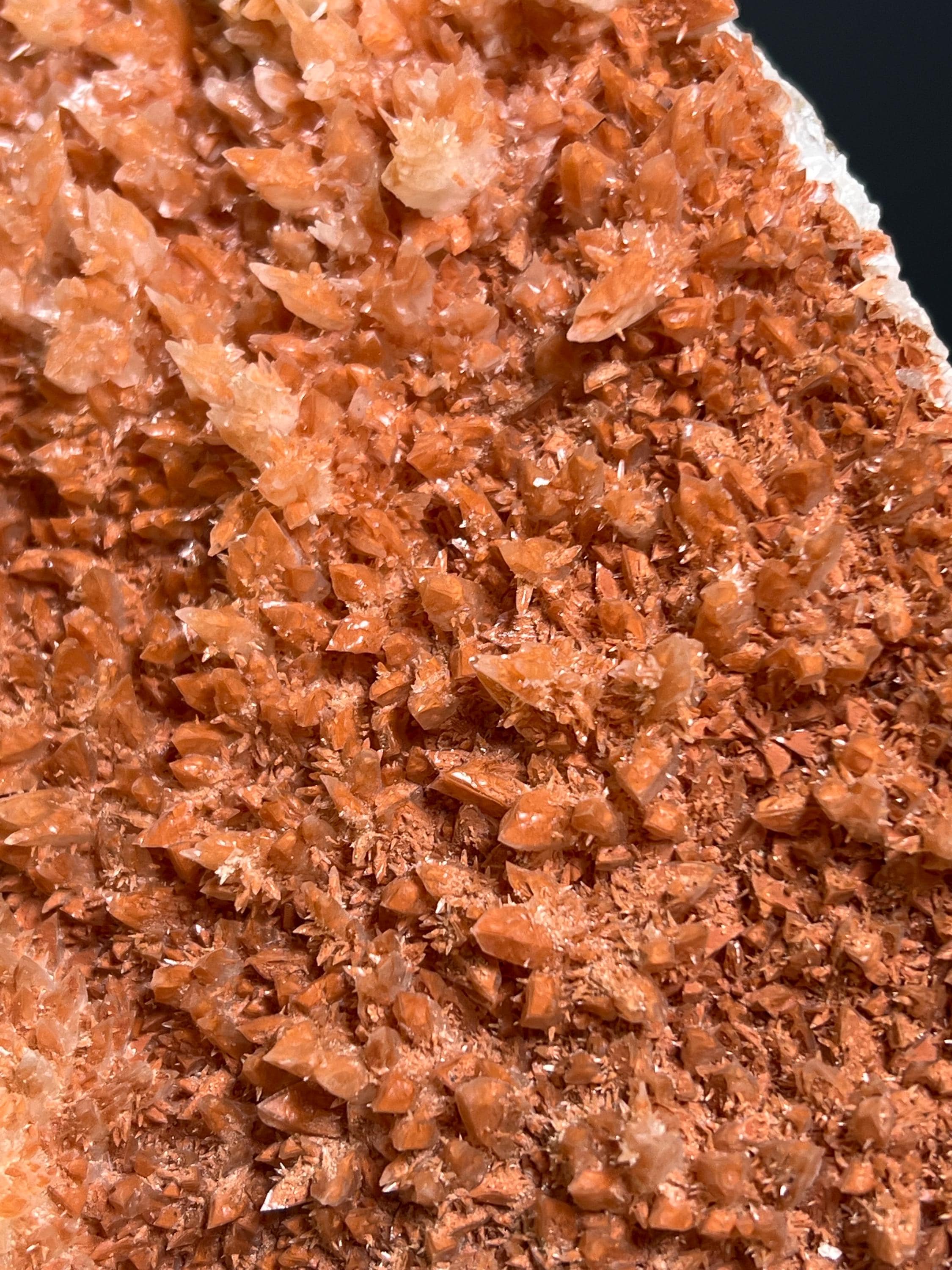Museum Grade, Orange Crystal Calcite Specimen, 2,2kg - Crystal Gemstone AE 