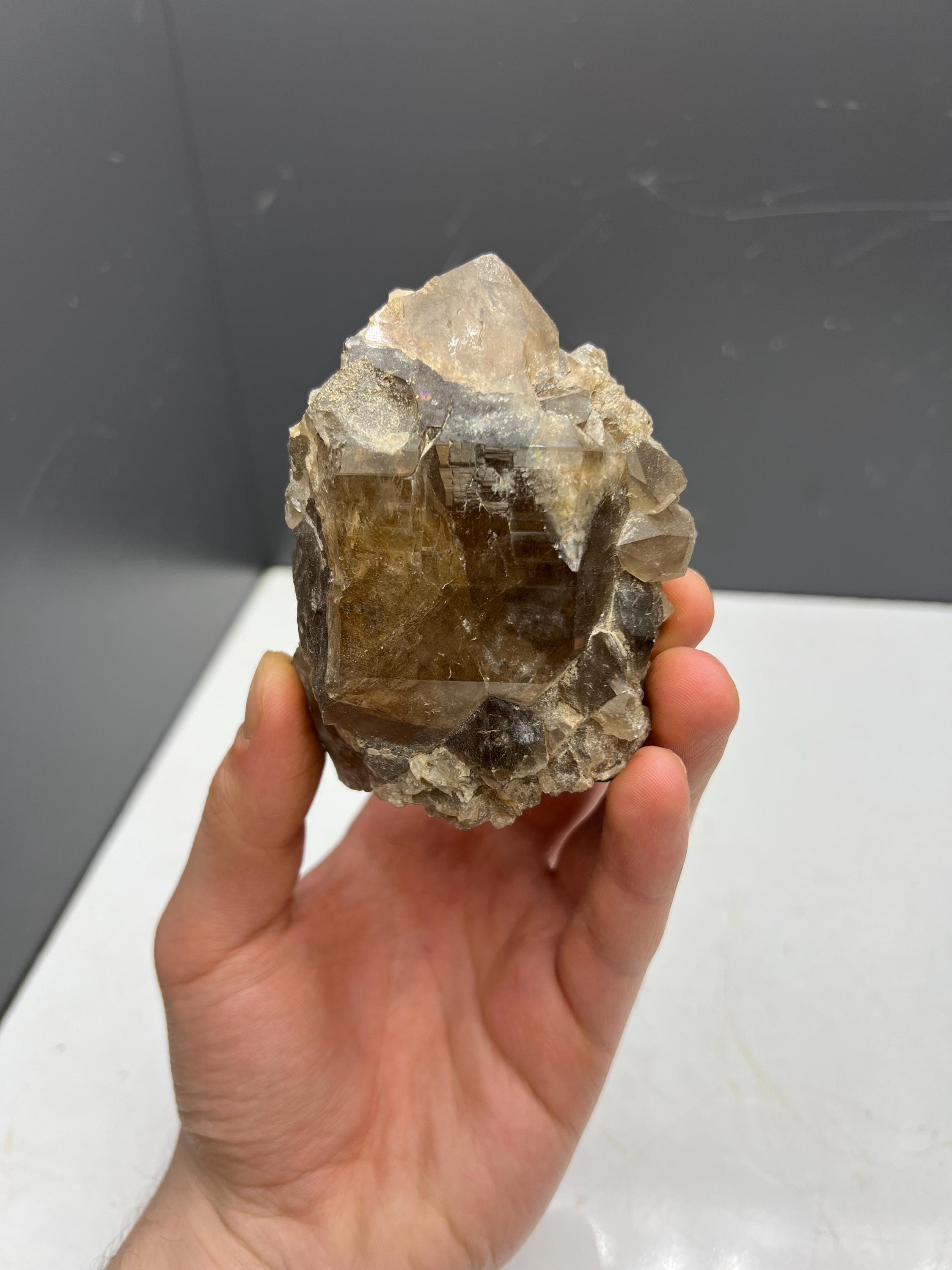 Smoky Quartz Mineral - Crystal Gemstone AE 