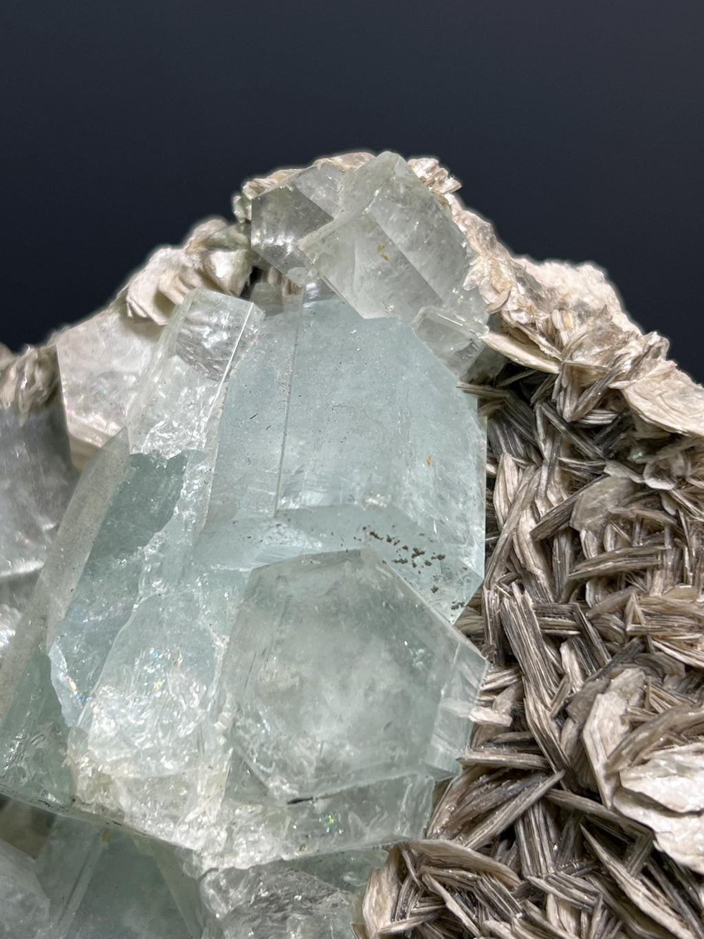Museum Grade, Aquamarine With Muscovite Specimen, 700gram - Crystal Gemstone AE 