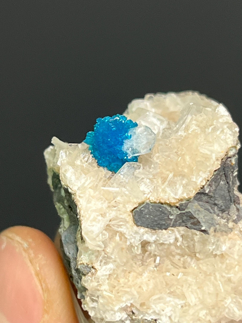 Very Special Cavansite Specimen - Crystal Gemstone AE 