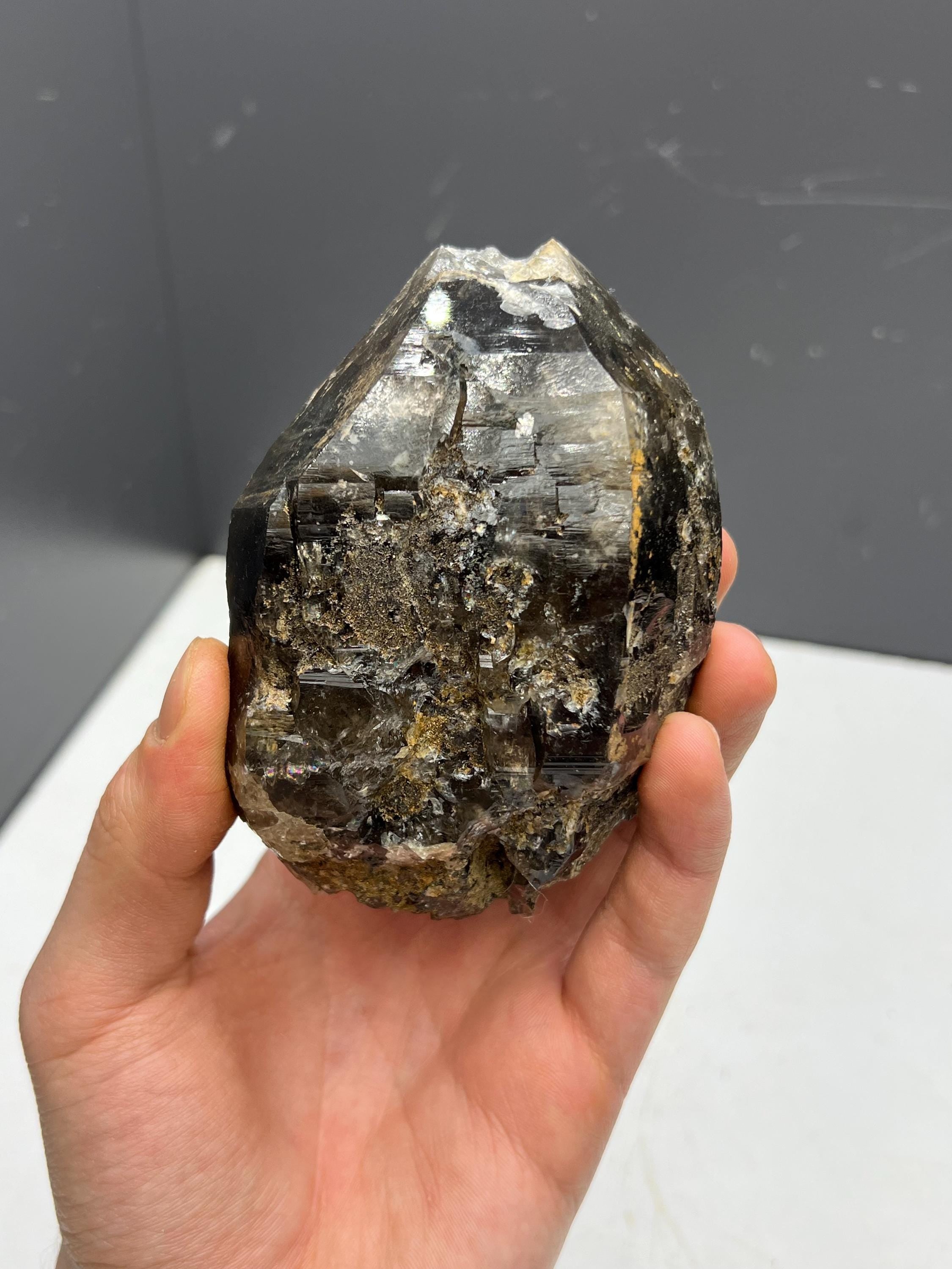 Dark Smoky Quartz Mineral - Crystal Gemstone AE 