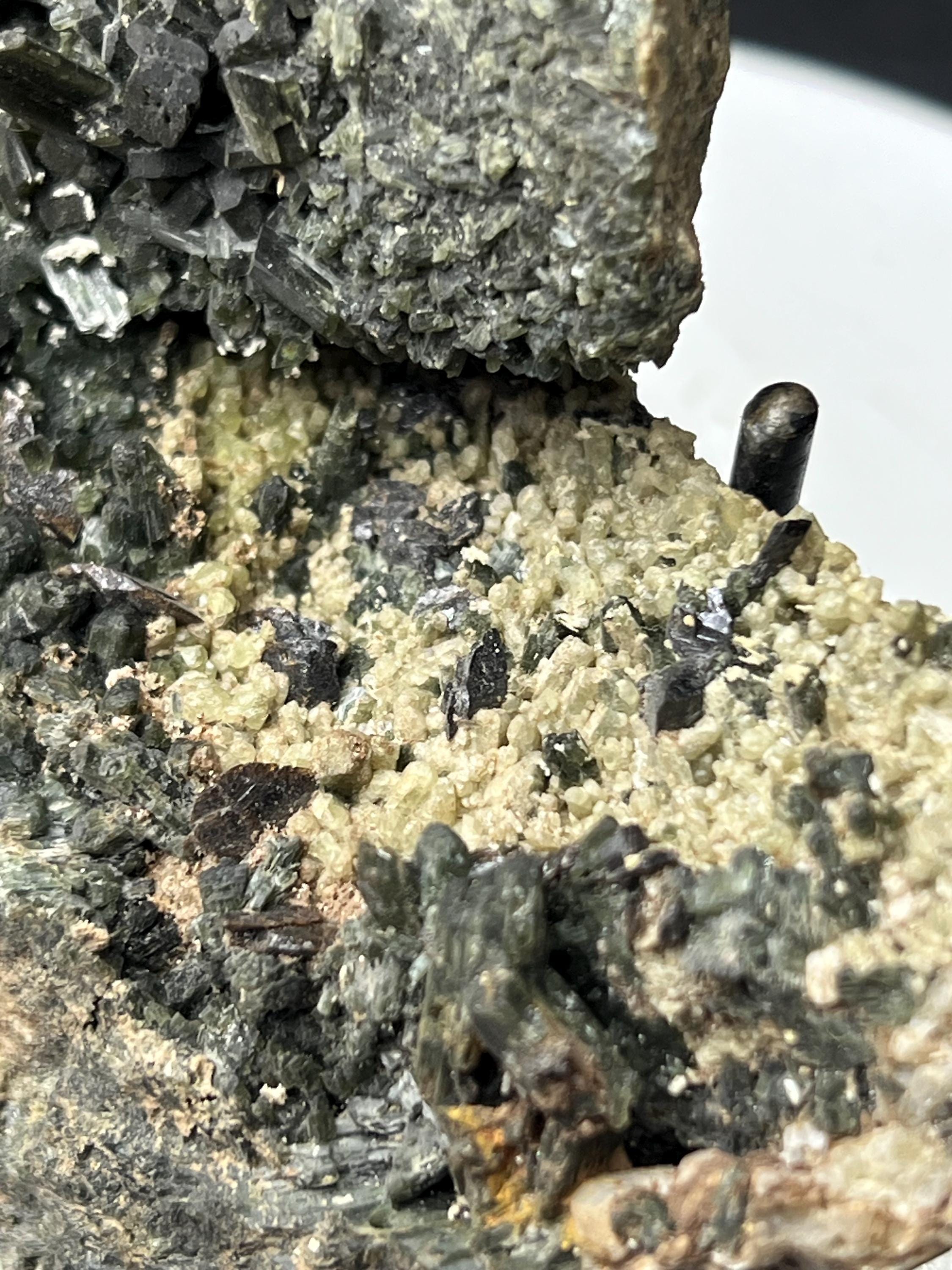 Actinolite, Sphalerite, Calcite And Barite Specimen - Crystal Gemstone AE 