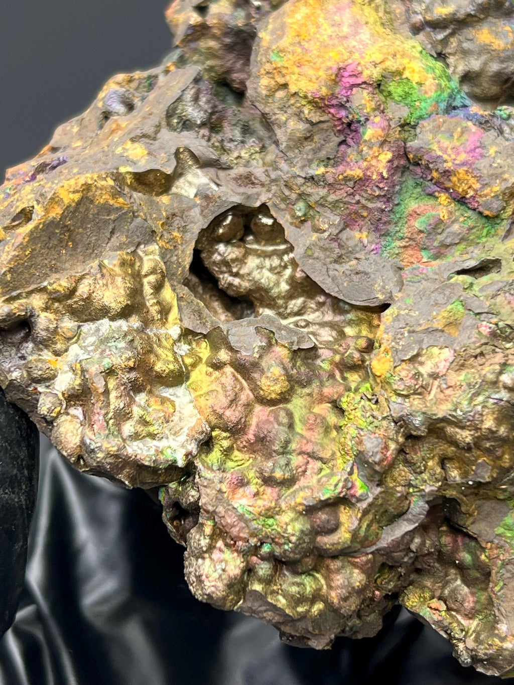 Very Special Natural Colourful Goethite Specimen - Crystal Gemstone AE 
