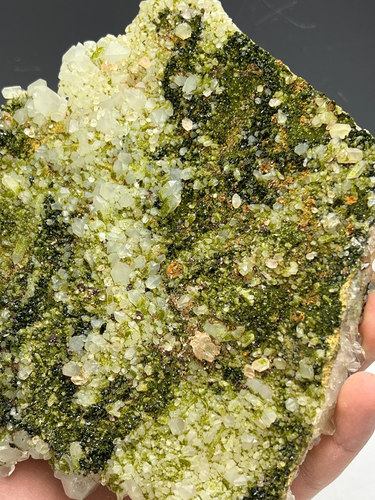 Very Special! 2 Sided! Green Chlorite And Black Epidote With Quartz