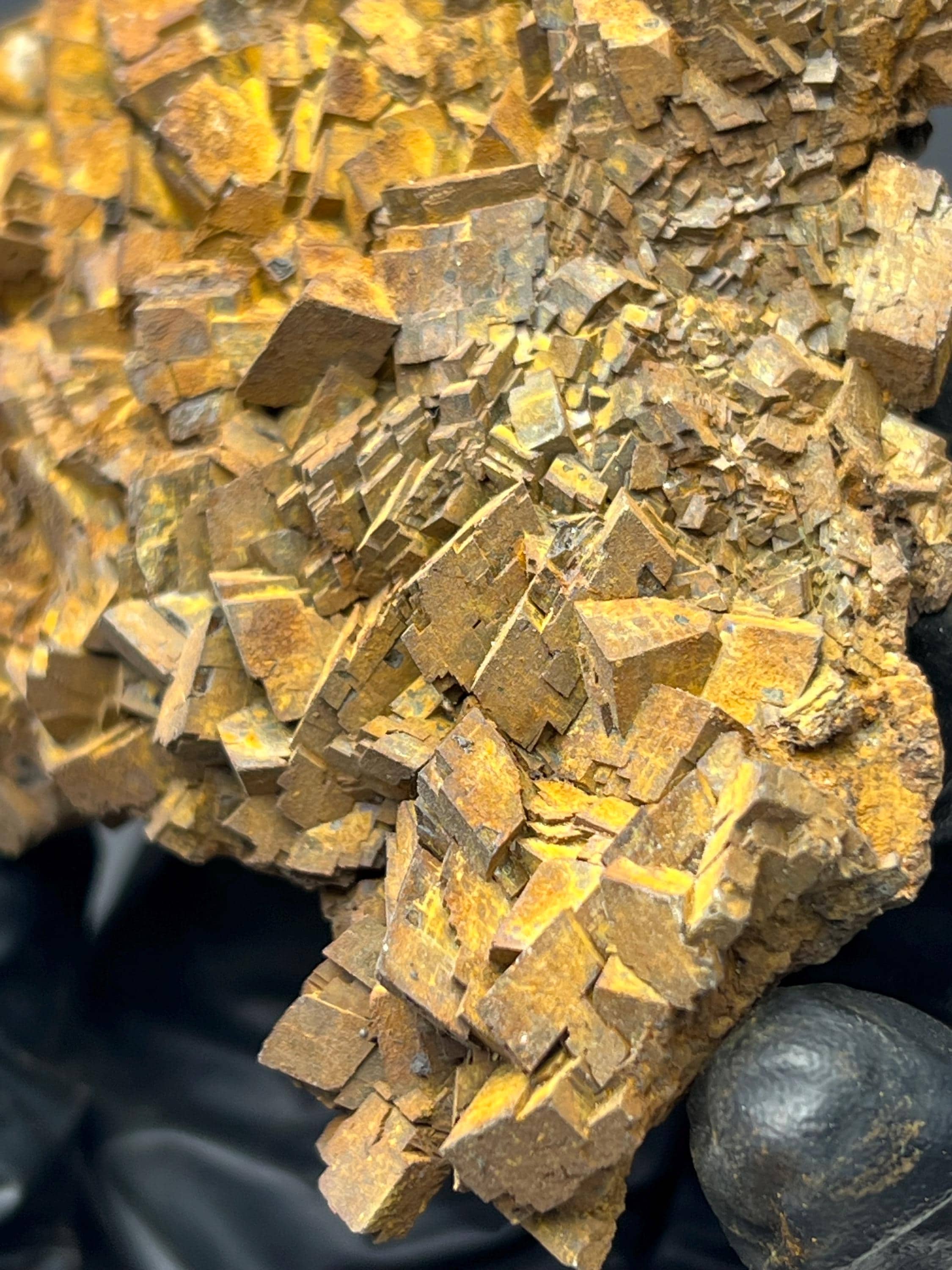 Limonite With Iron Siderite - Crystal Gemstone AE 