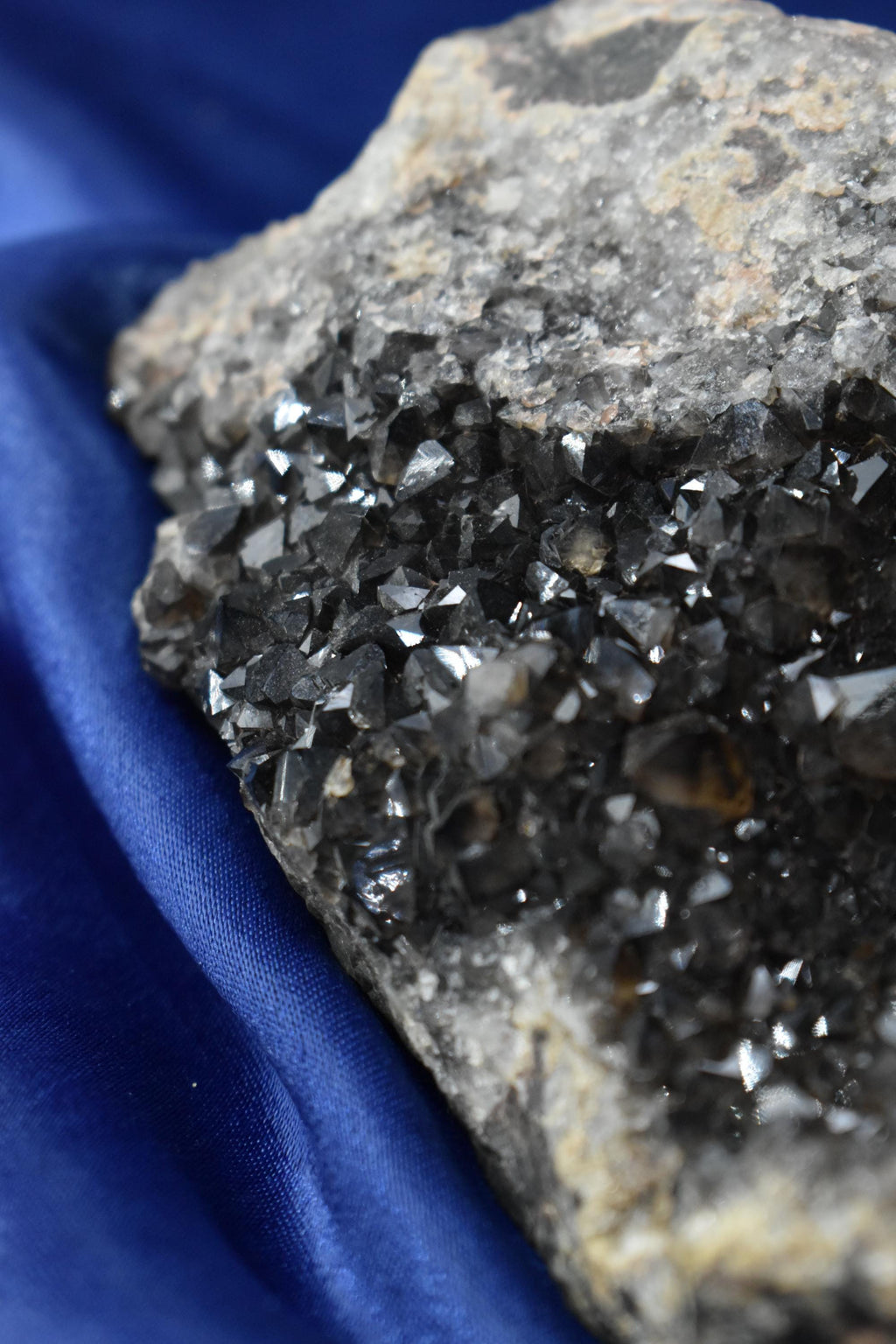 Very Special Black Quartz Specimen - Crystal Gemstone AE 