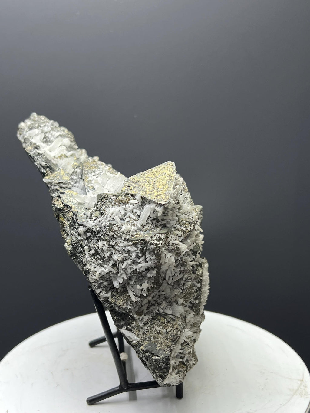 Very Special! Tetrahedrite With Quartz Specimen - Crystal Gemstone AE 