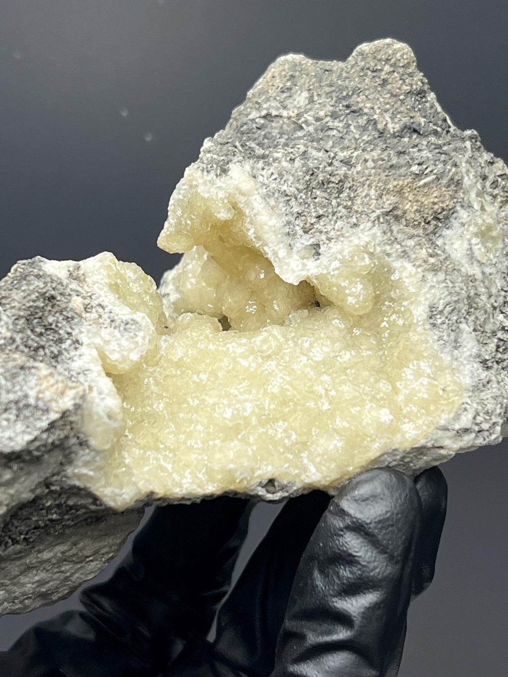 Two Sided Smithsonite On Matrix Specimen - Crystal Gemstone AE 