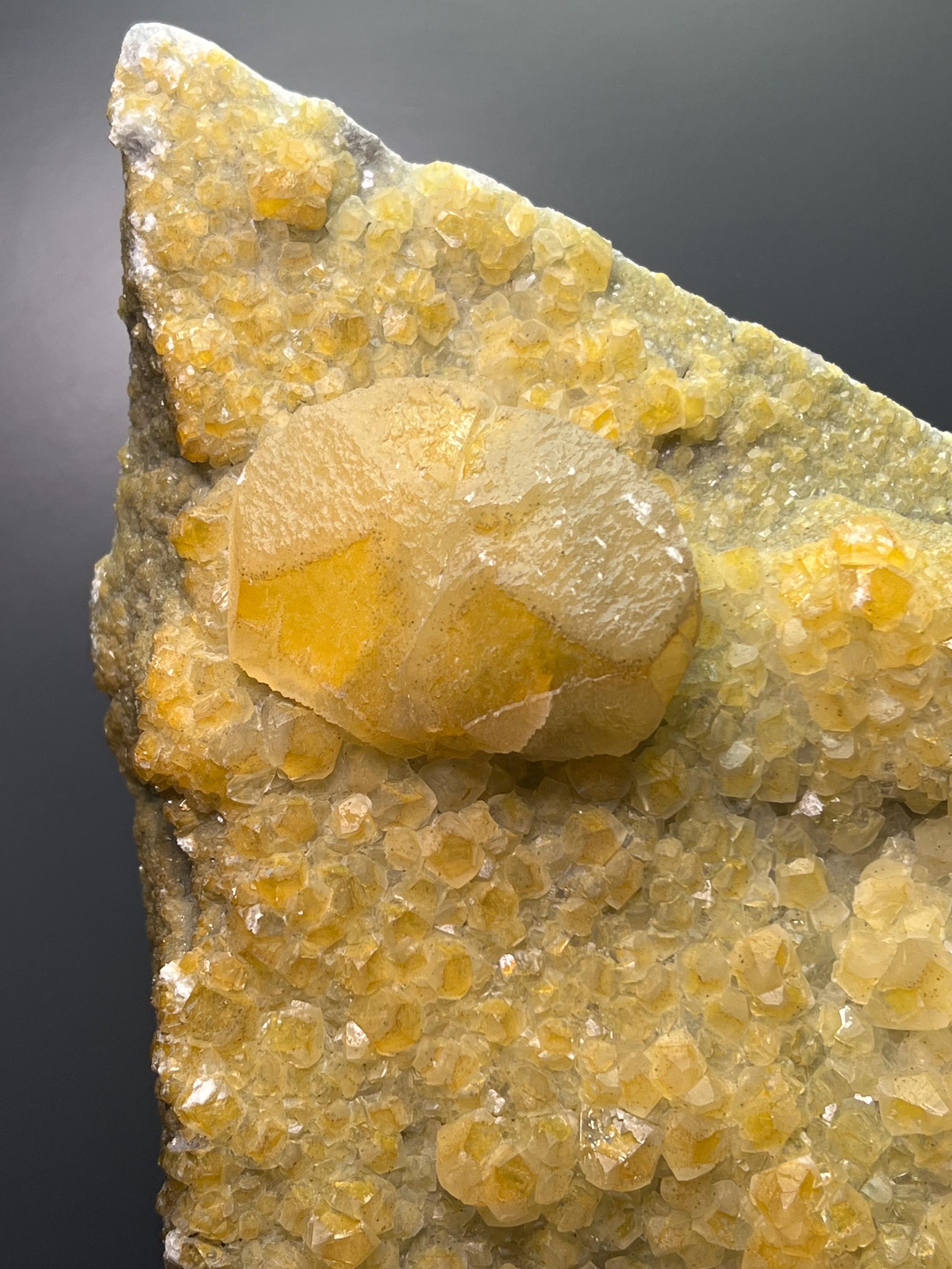 Extra Large Very Showy Orange Crystal Calcite Specimen - Crystal Gemstone AE 