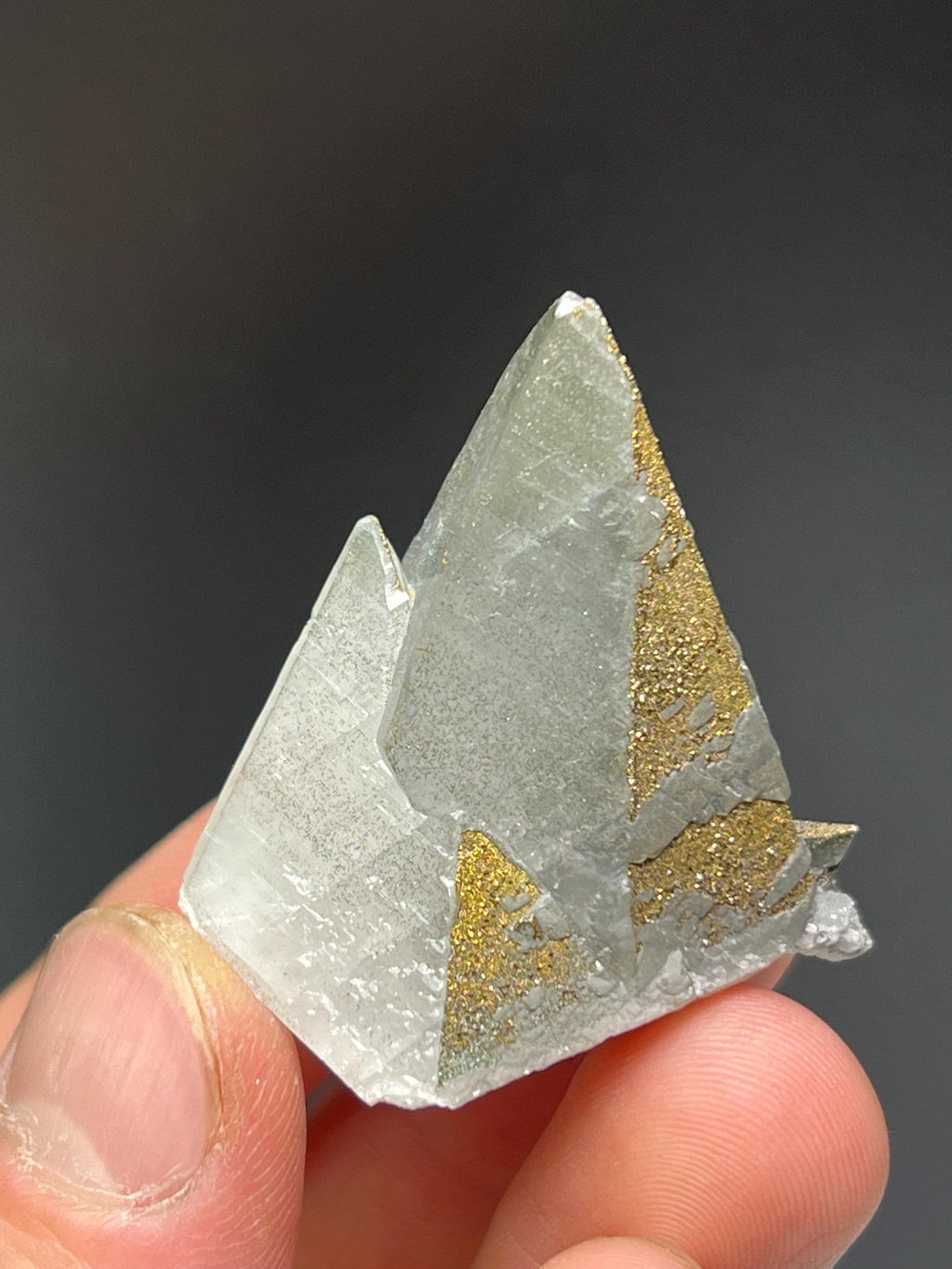 Chalcopyrite On Gray Crystal Calcite - Crystal Gemstone AE 