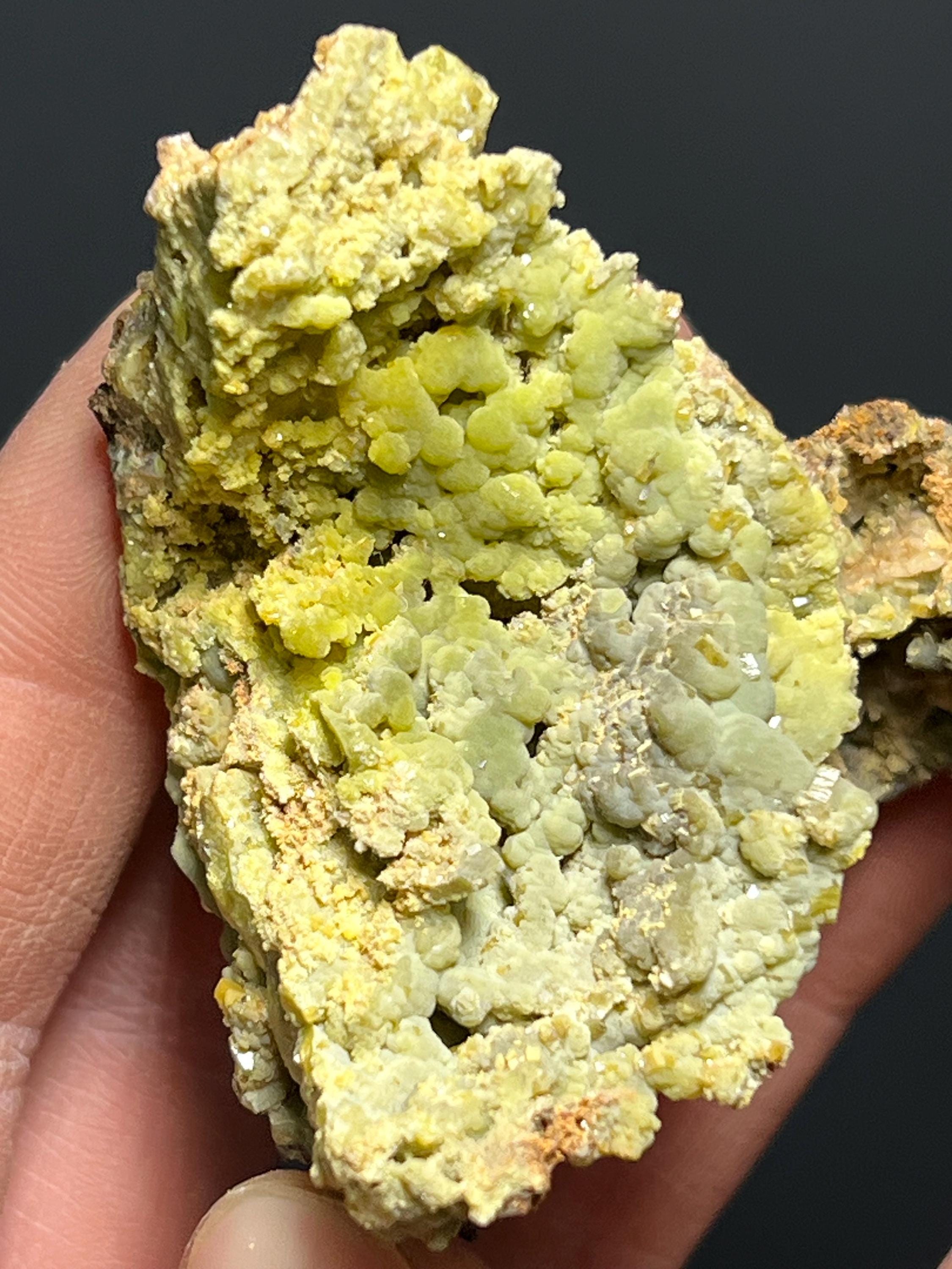 Museum Grade Mimetite Specimen, 134gram - Crystal Gemstone AE 