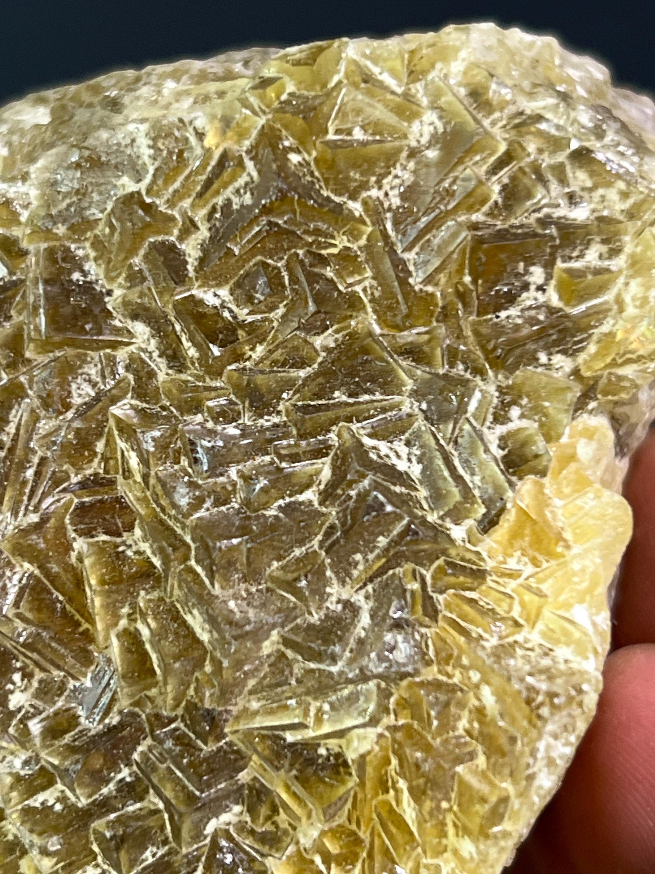 Yellow Fluorite Calcite - Crystal Gemstone AE 