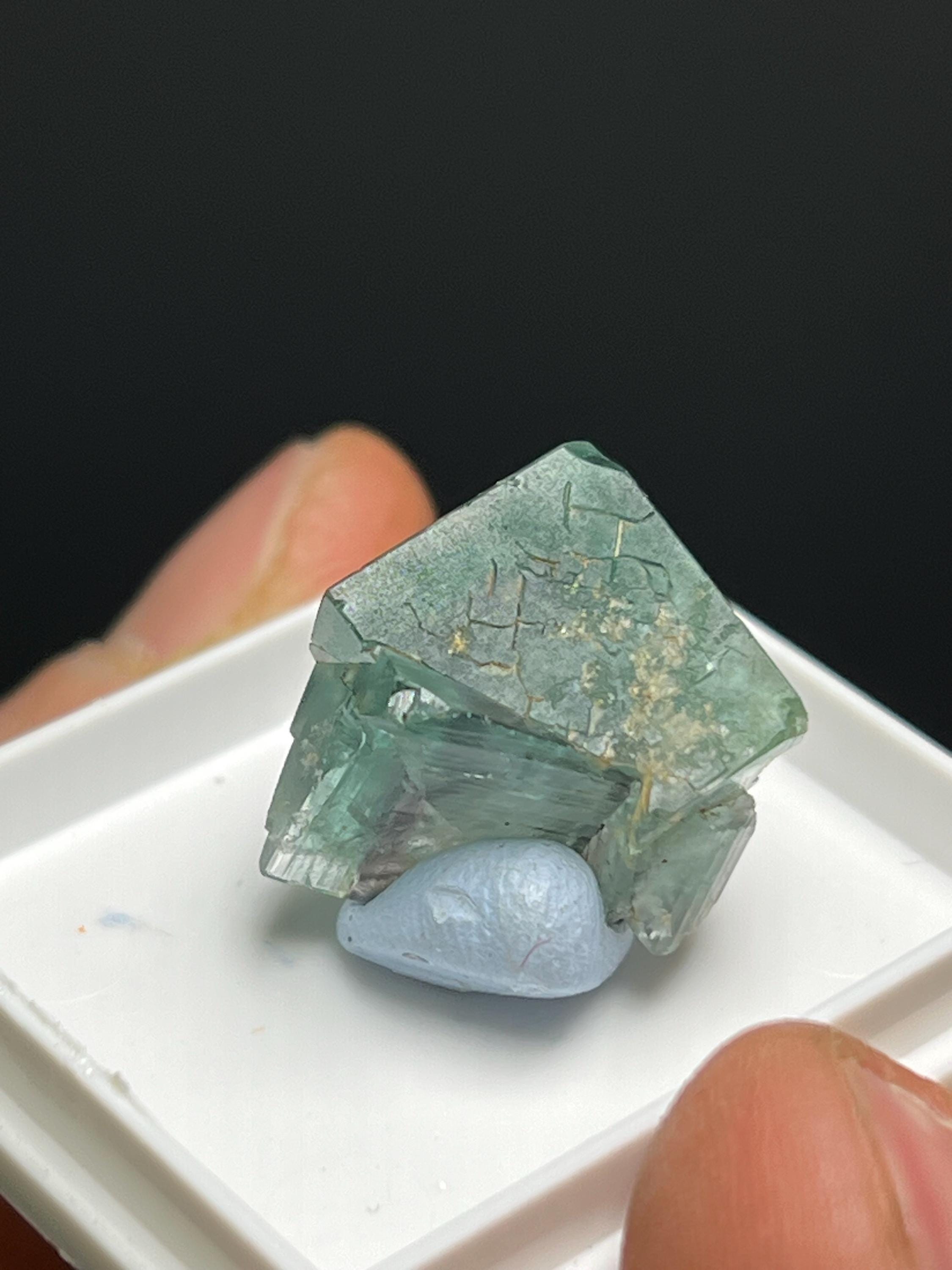 Top Quality Emerald Fluorite Specimen - Crystal Gemstone AE 