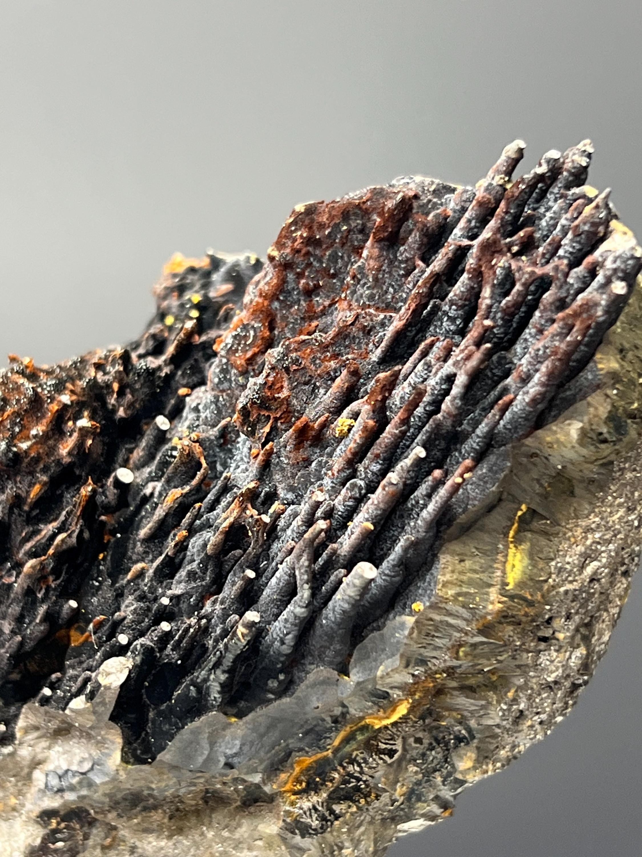 Very Showy! Limonite And Specularite With Velvet Stalactite Goethite Specimen, For Special Collection - Crystal Gemstone AE 