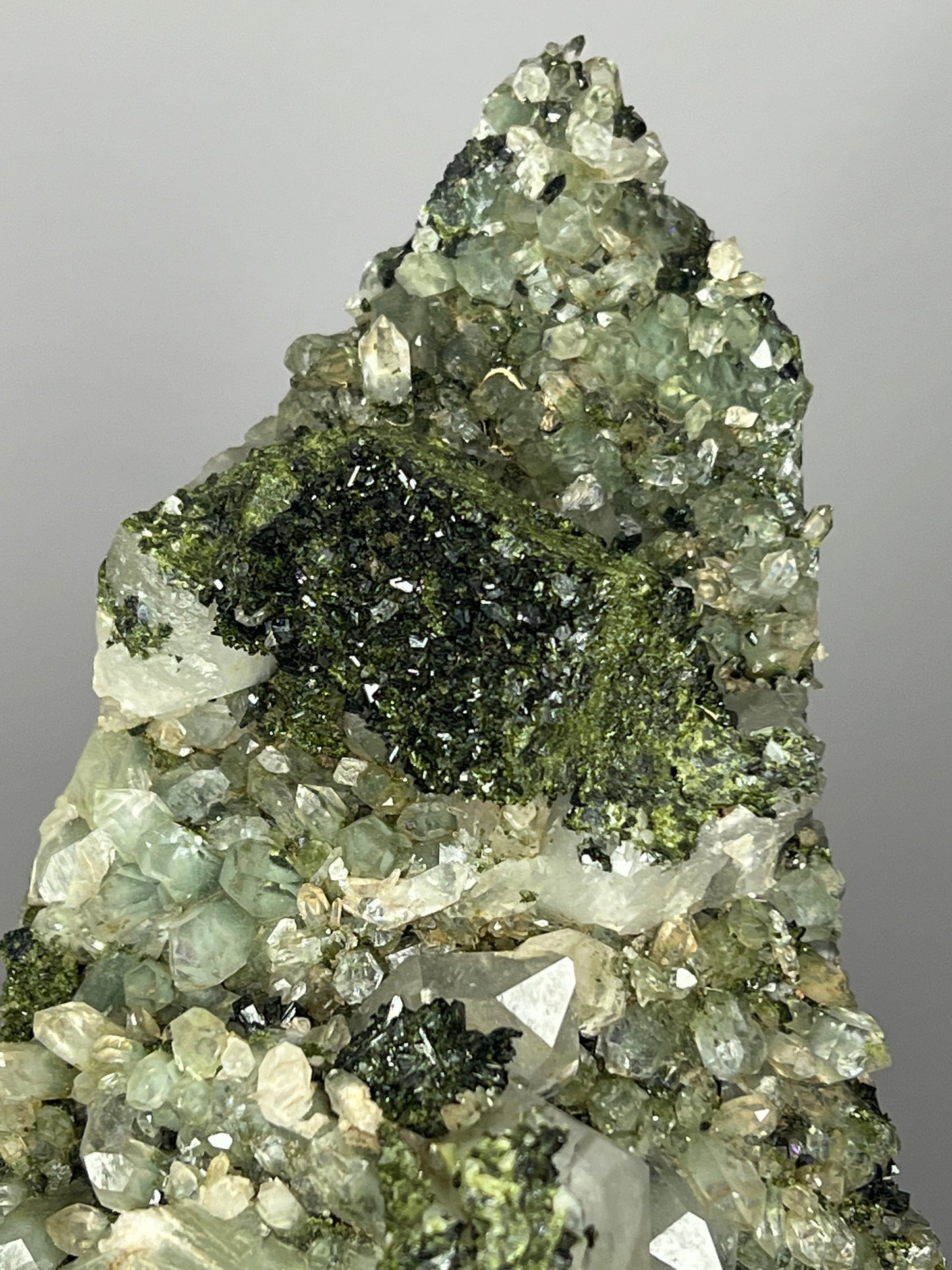 Very Special! Epidote With Lodolite Quartz