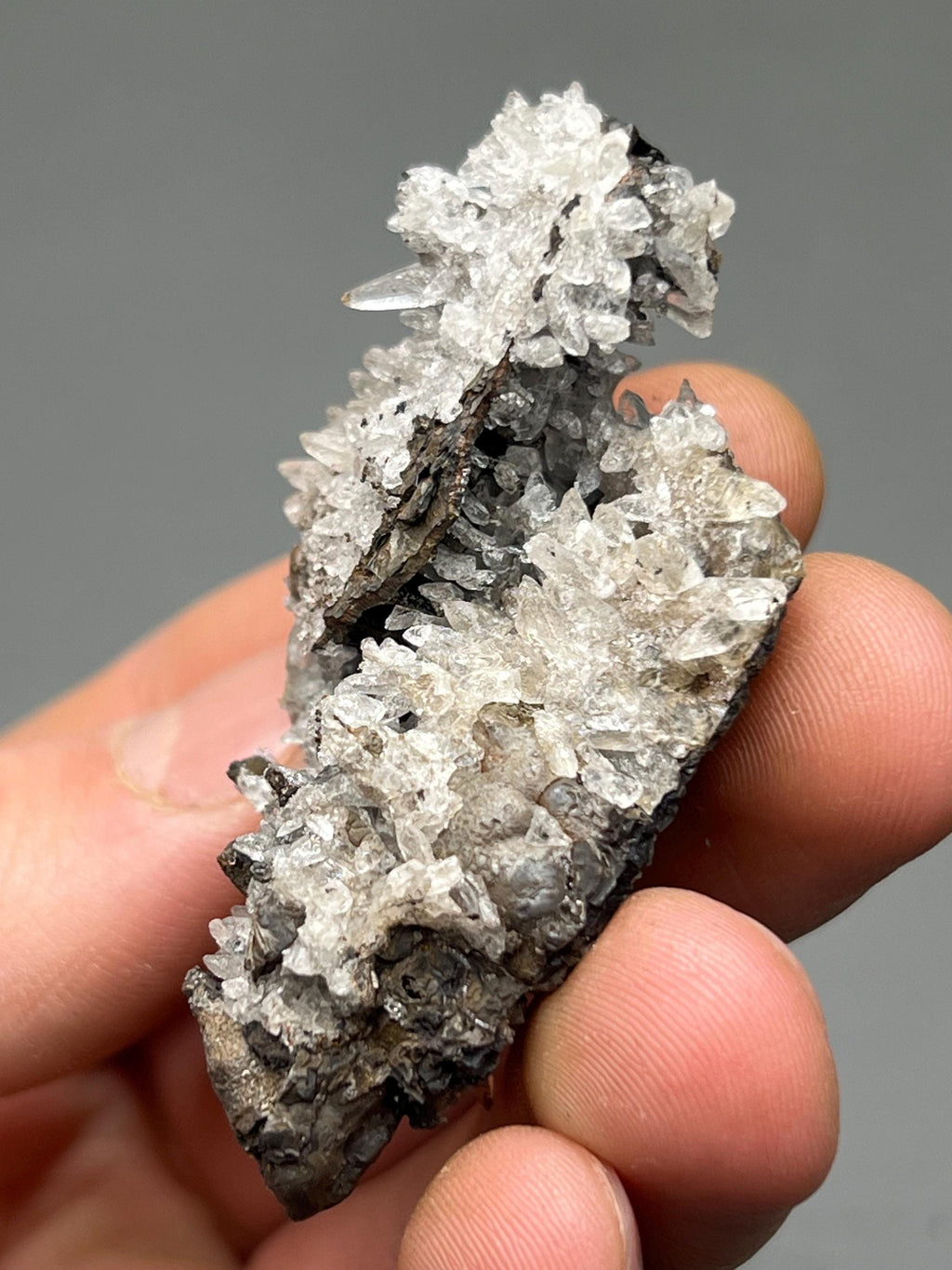 Very Special, Crystal Calcite On Hematite, From Turkey - Crystal Gemstone AE 