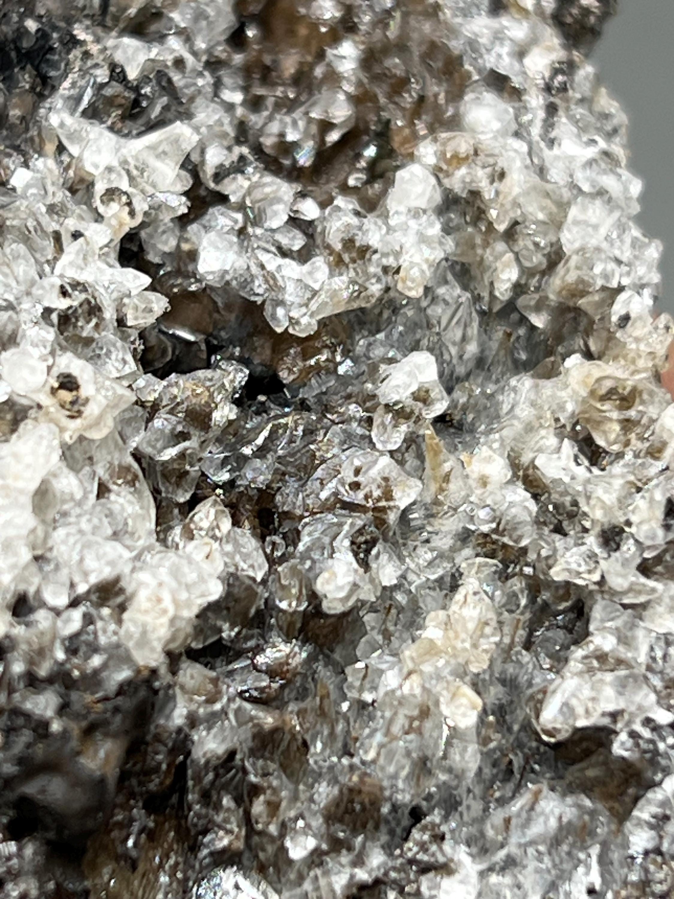 Very Special, Crystal Calcite On Hematite Mineral, From Turkey - Crystal Gemstone AE 