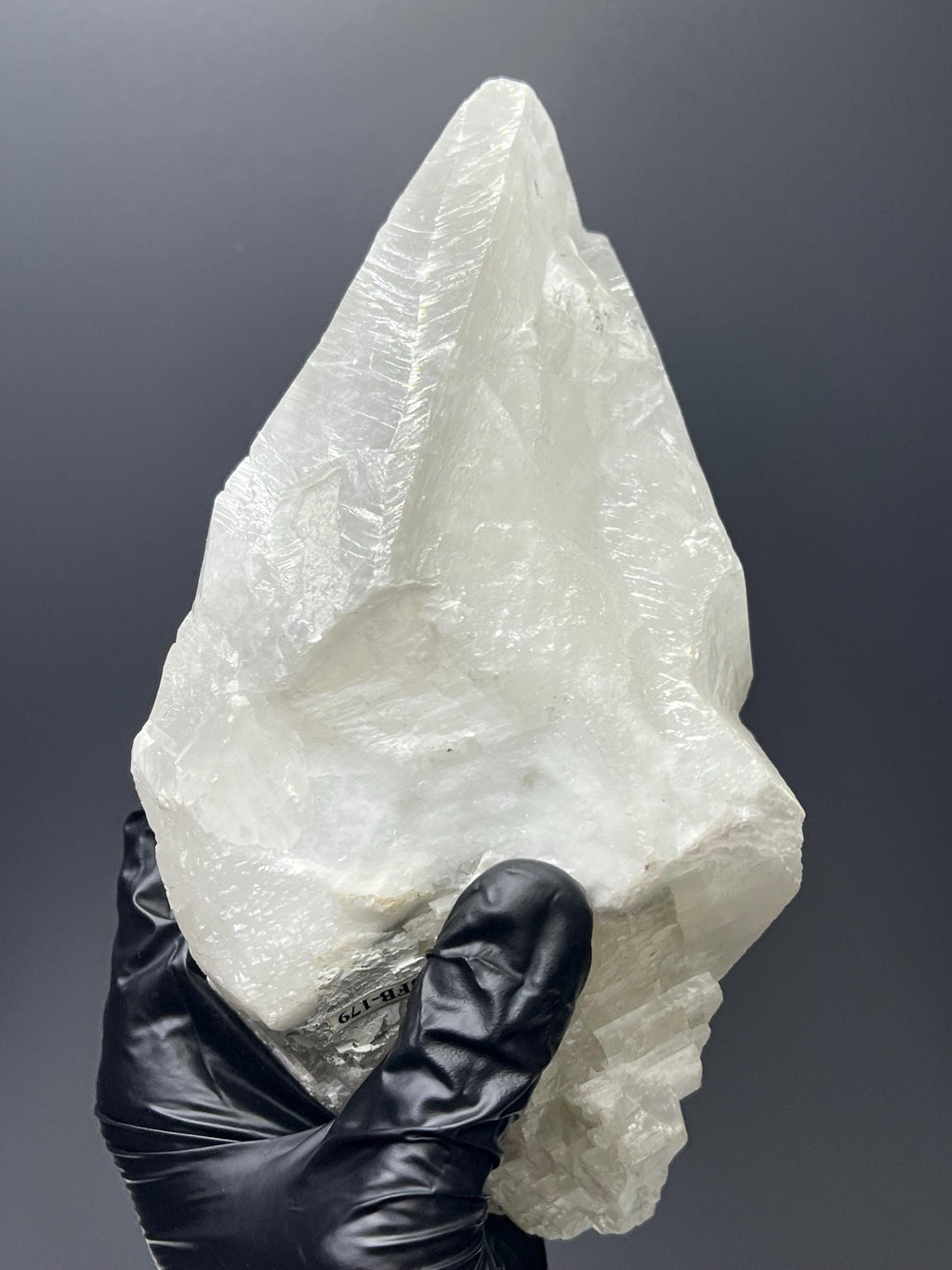 Special Calcite Specimen - Crystal Gemstone AE 