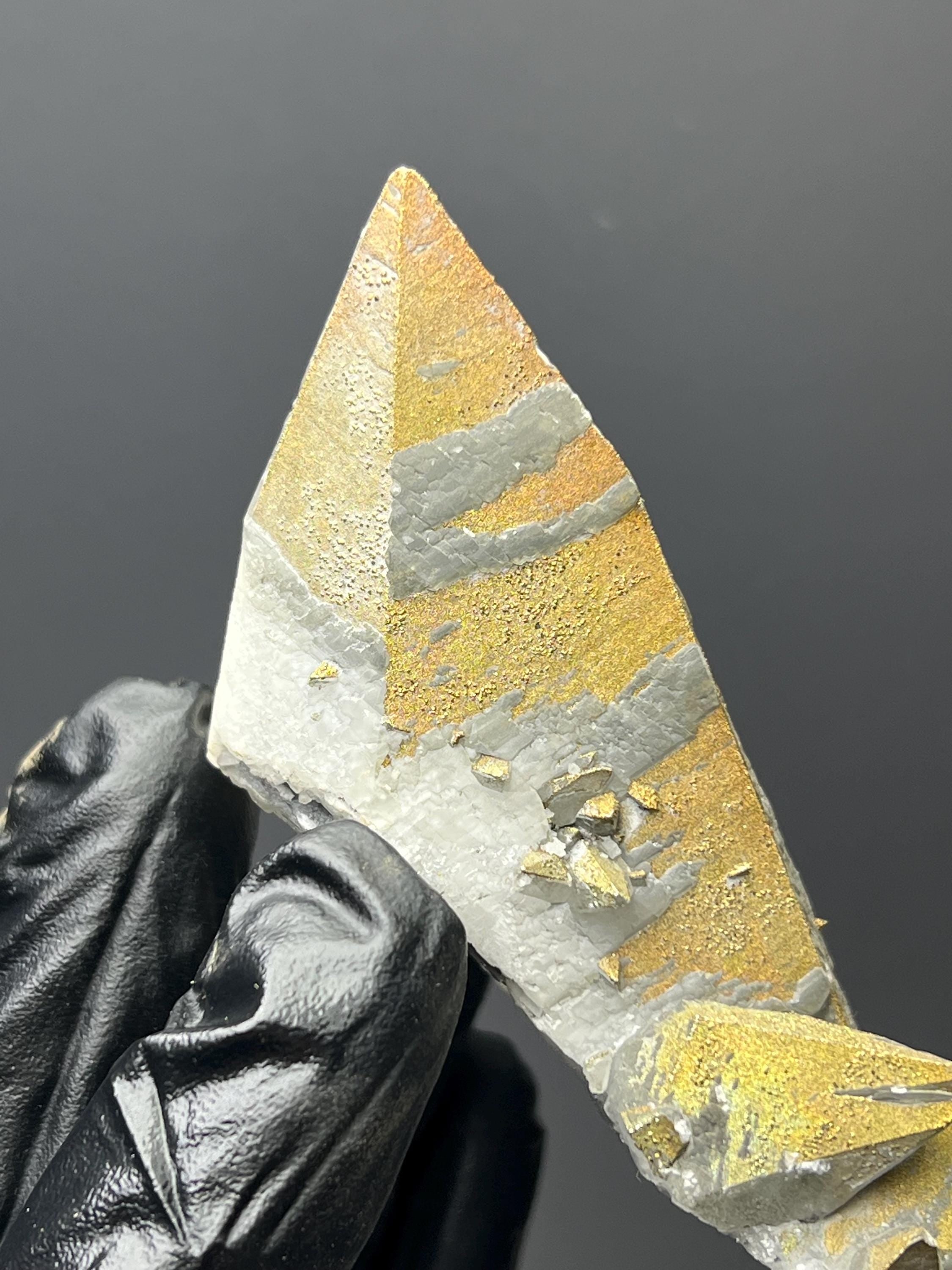 Chalcopyrite On Gray Crystal Calcite - Crystal Gemstone AE 