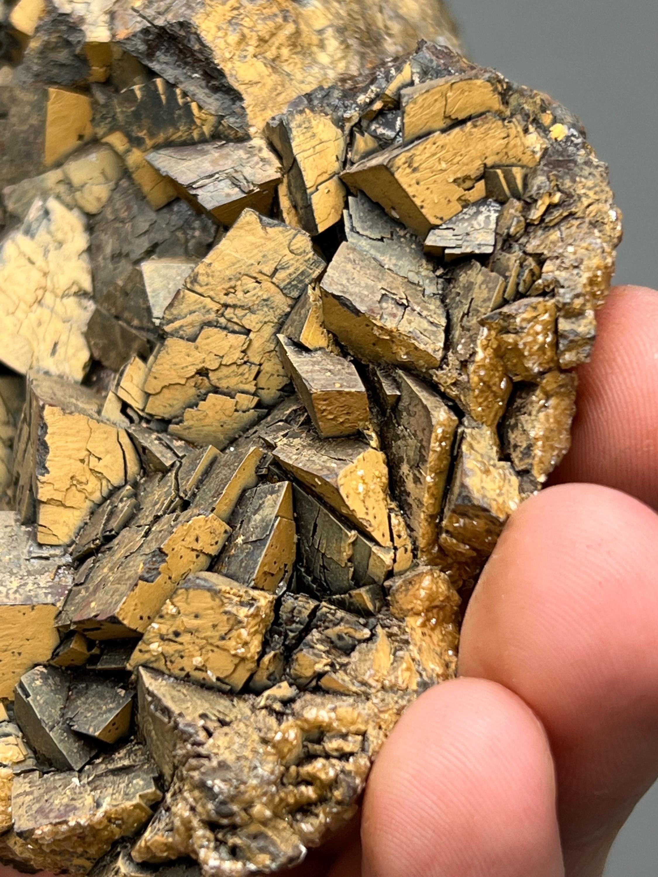 Very Special and showy limonite on iron Siderite, From Turkey - Crystal Gemstone AE 