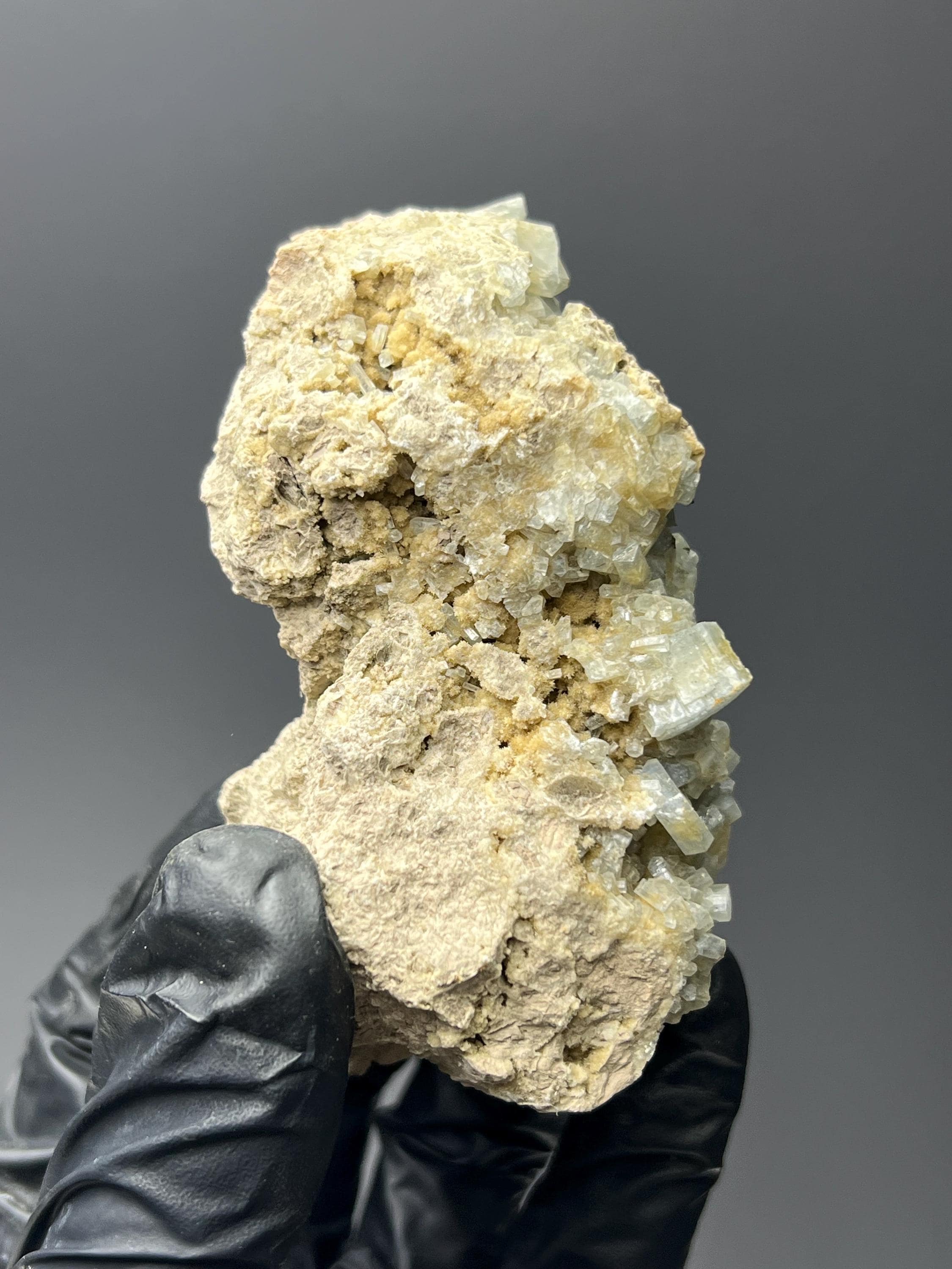Dolomite Crystals Stone - Crystal Gemstone AE 