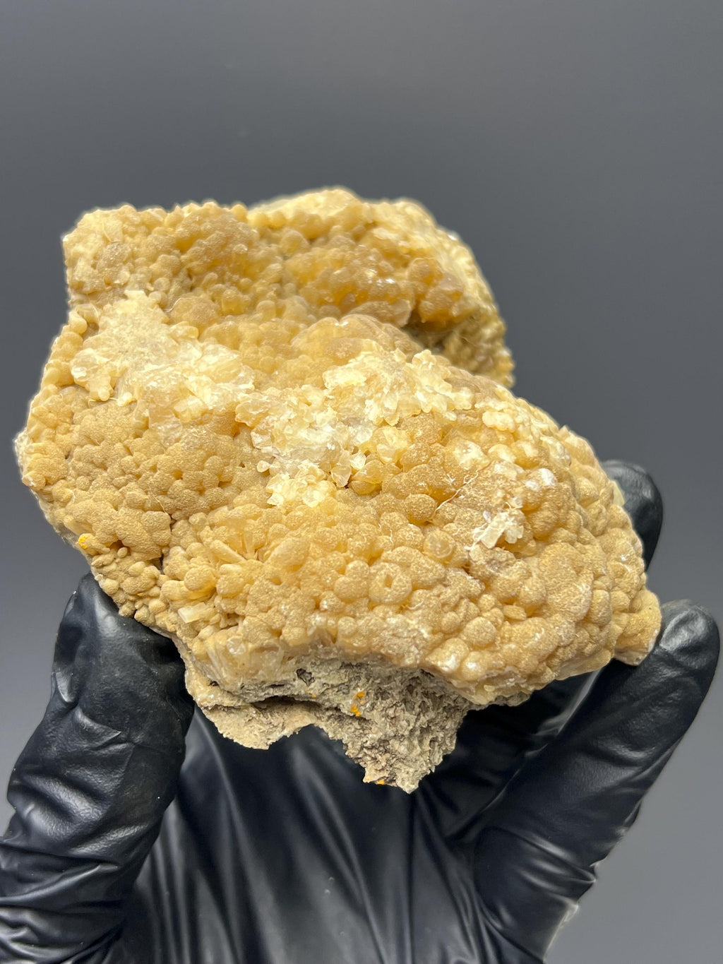 Canadian Stilbite Specimen: Elegant Crystal Formation - Crystal Gemstone AE 