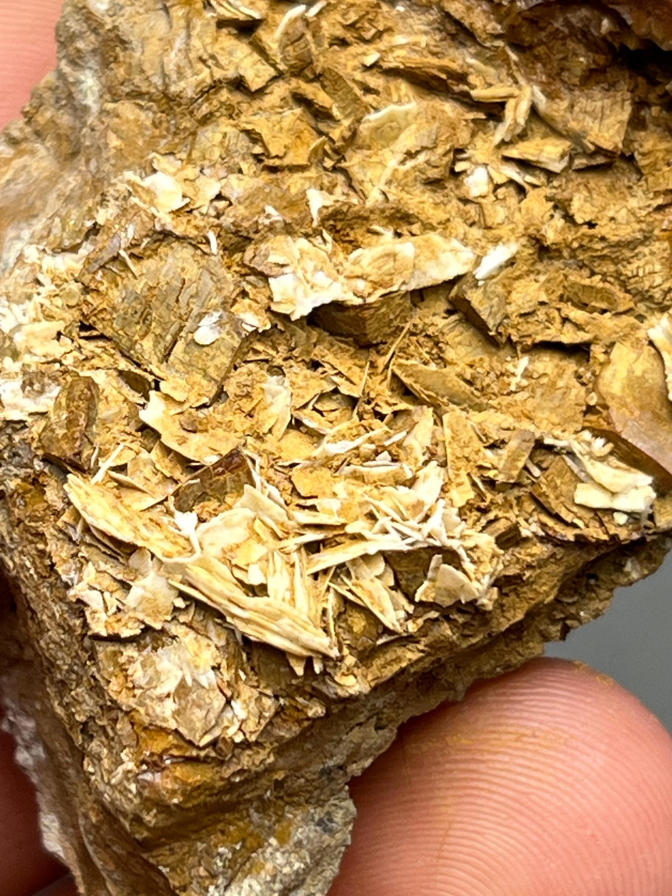 Very Special, Calcite On Iron Siderite, From Turkey - Crystal Gemstone AE 