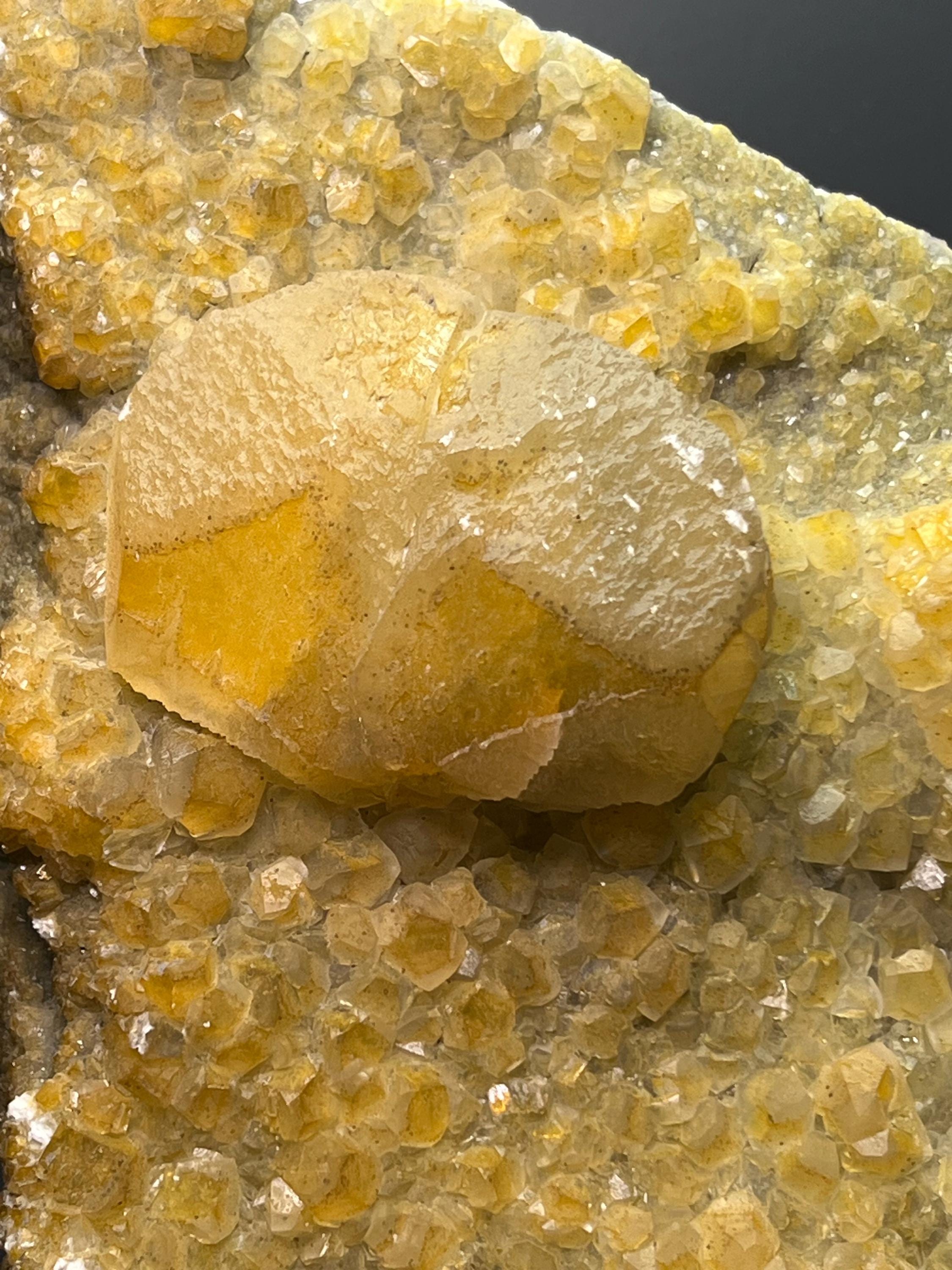 Extra Large Very Showy Orange Crystal Calcite Specimen - Crystal Gemstone AE 