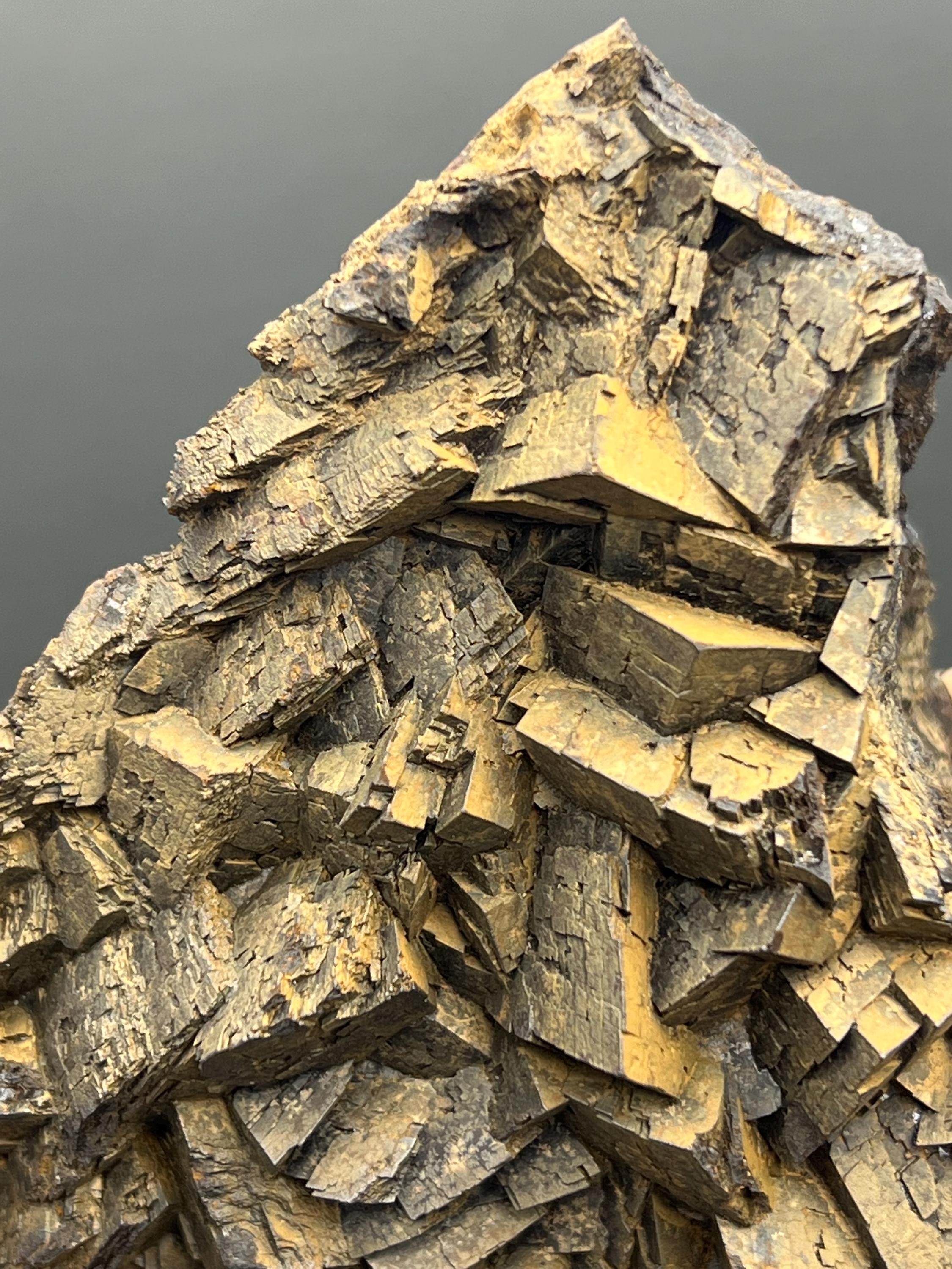 Special Limonite On Iron Siderite Mineral - Crystal Gemstone AE 