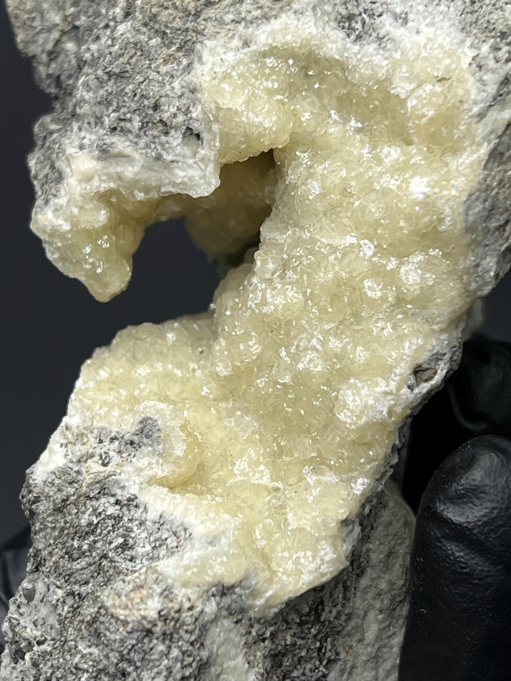 Two Sided Smithsonite On Matrix Specimen - Crystal Gemstone AE 