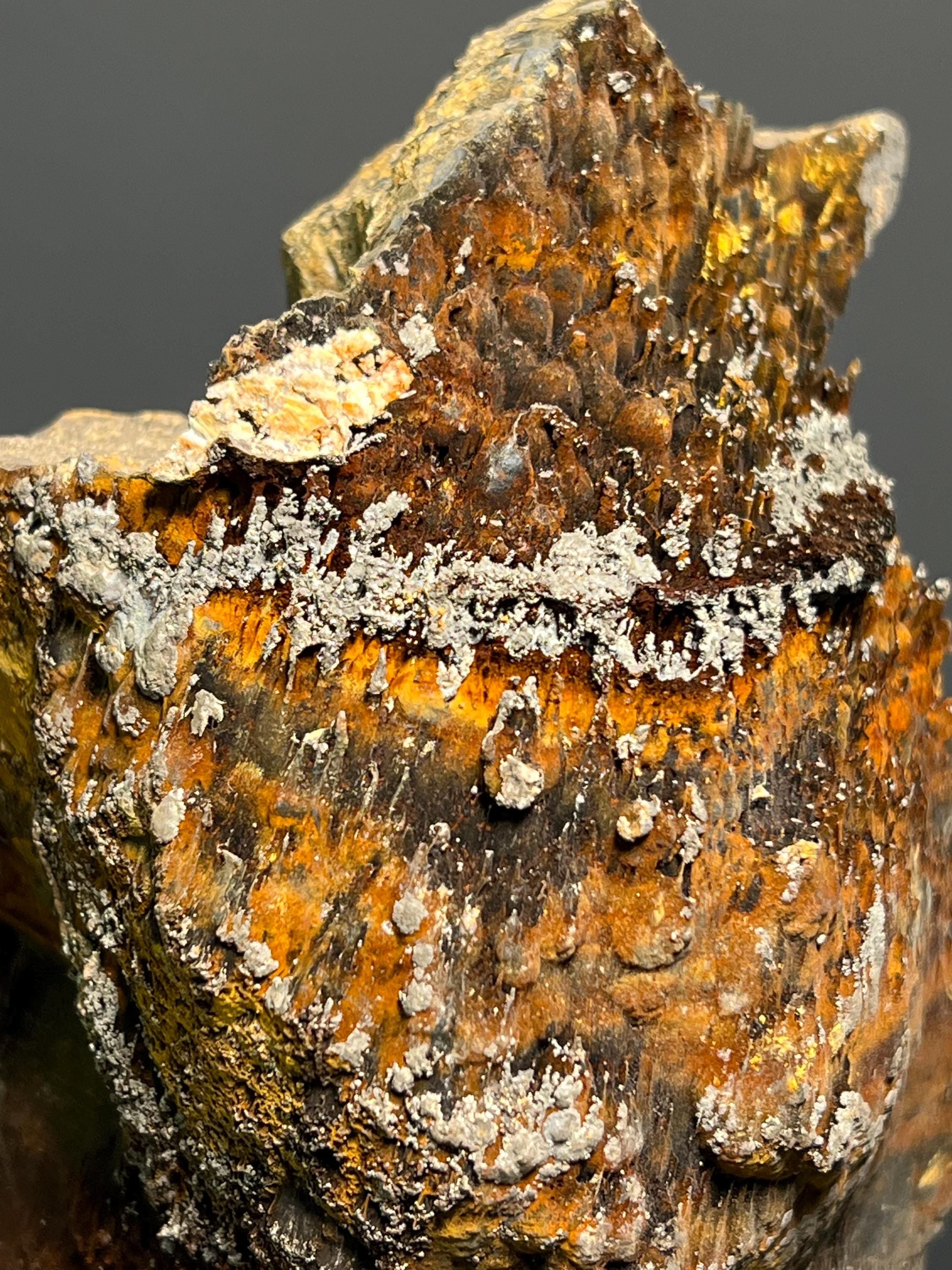 Museum Grade, Limonite And Specularite On Stalactite Goethite, 3,9kg - Crystal Gemstone AE 