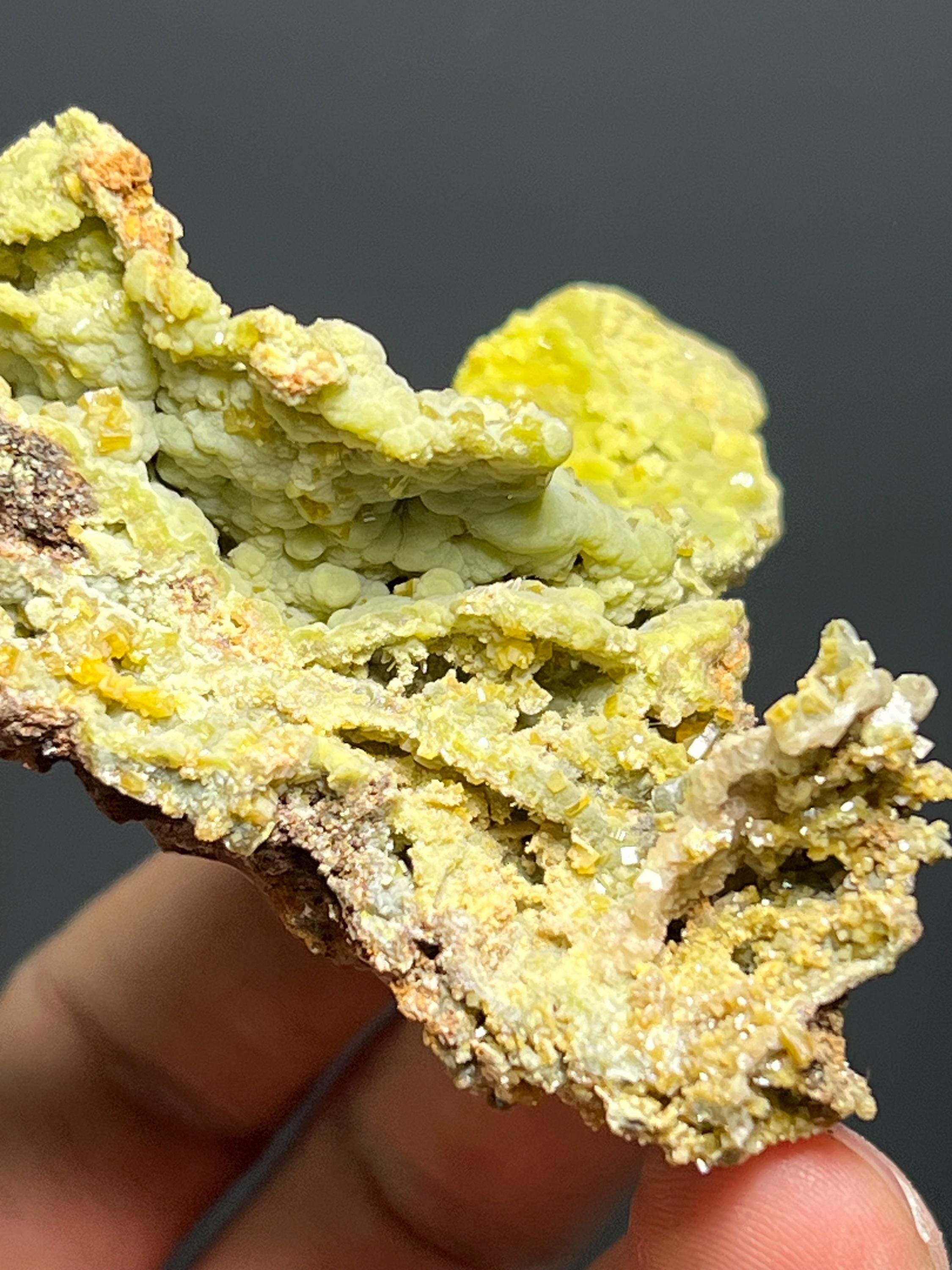 Museum Grade Mimetite Specimen, 134gram - Crystal Gemstone AE 