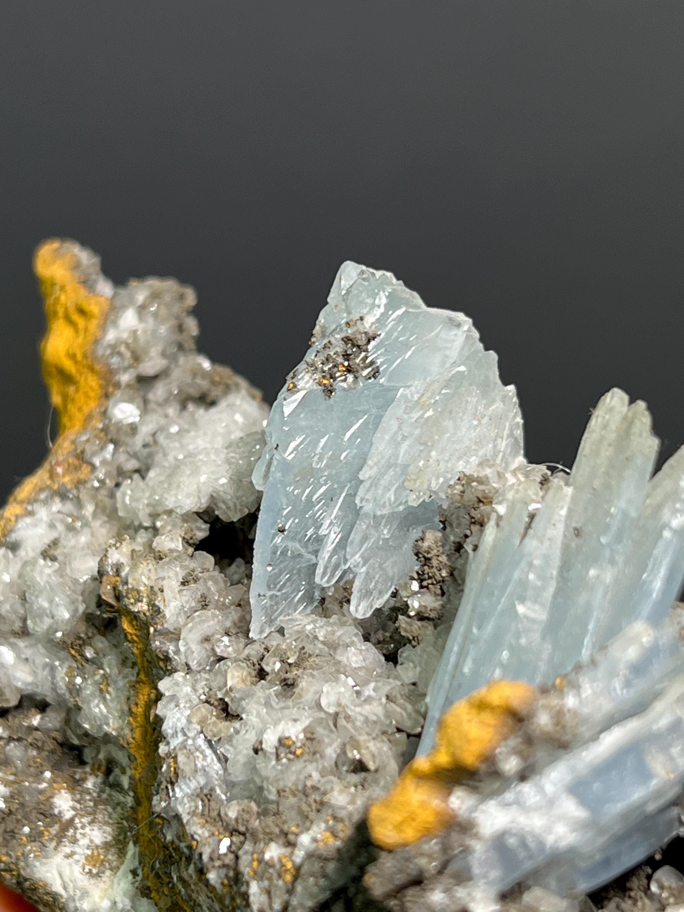Special Barite Specimen, 400gram - Crystal Gemstone AE 