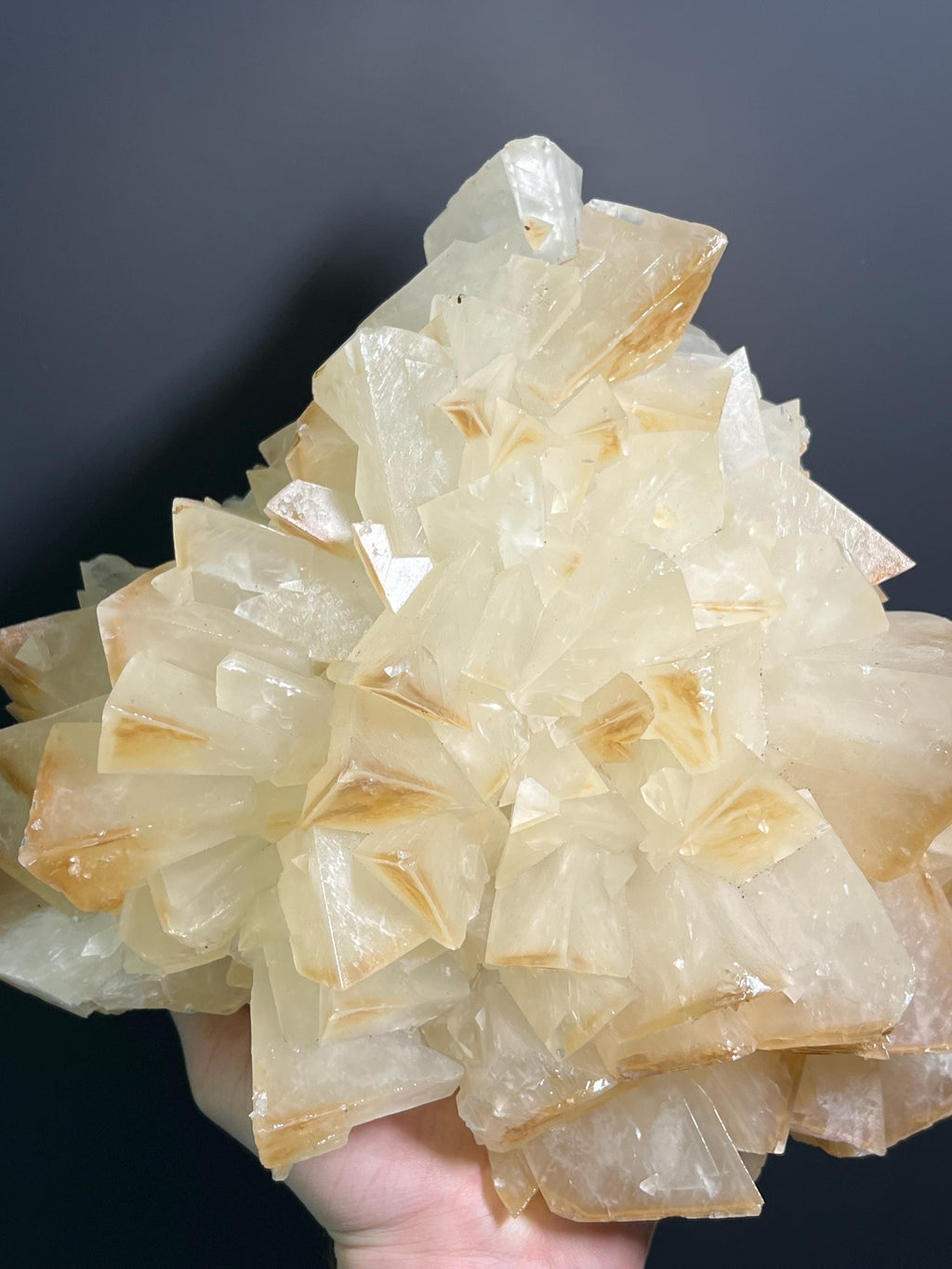 Large Size, Special Yellow Crystal Calcite, 6,1kg - Crystal Gemstone AE 