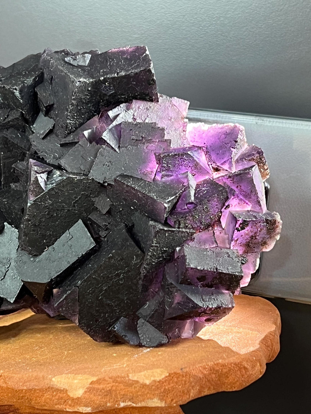 Very Special Piece! Light Permeable Fluorite Specimen From China - Crystal Gemstone AE 