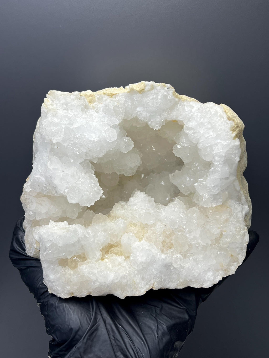 Crystal Quartz Geode - Crystal Gemstone AE 