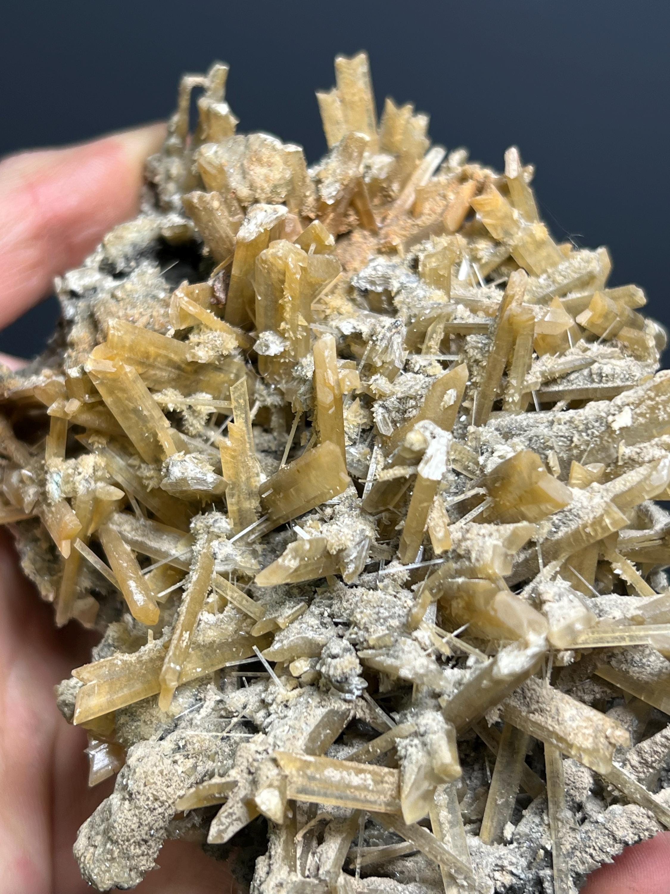 Very Showy Golden Selenite Specimen, 244gram - Crystal Gemstone AE 