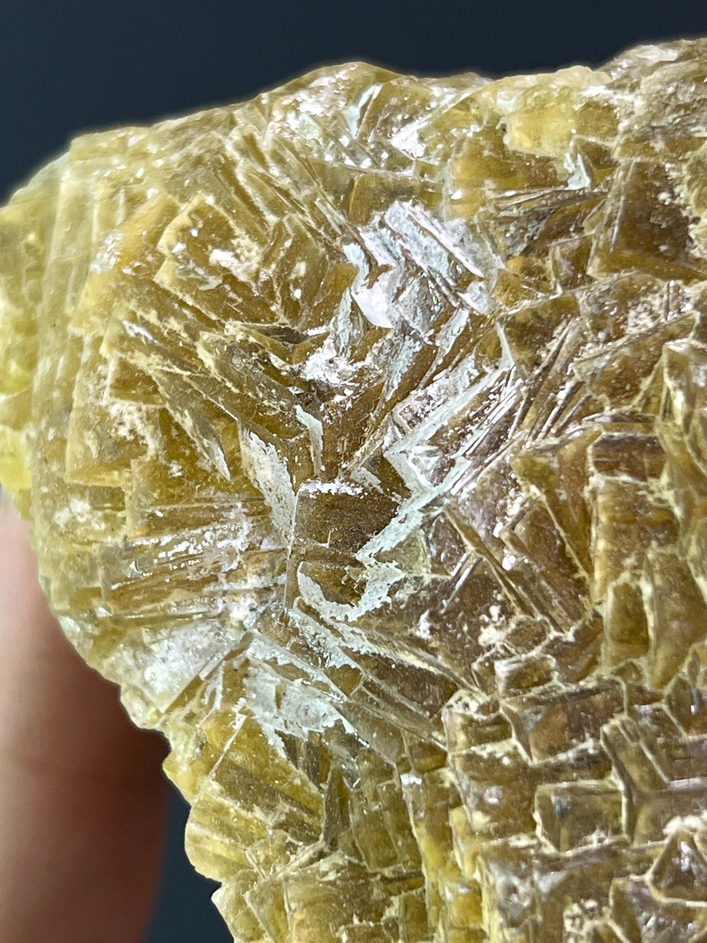 Yellow Fluorite Calcite - Crystal Gemstone AE 