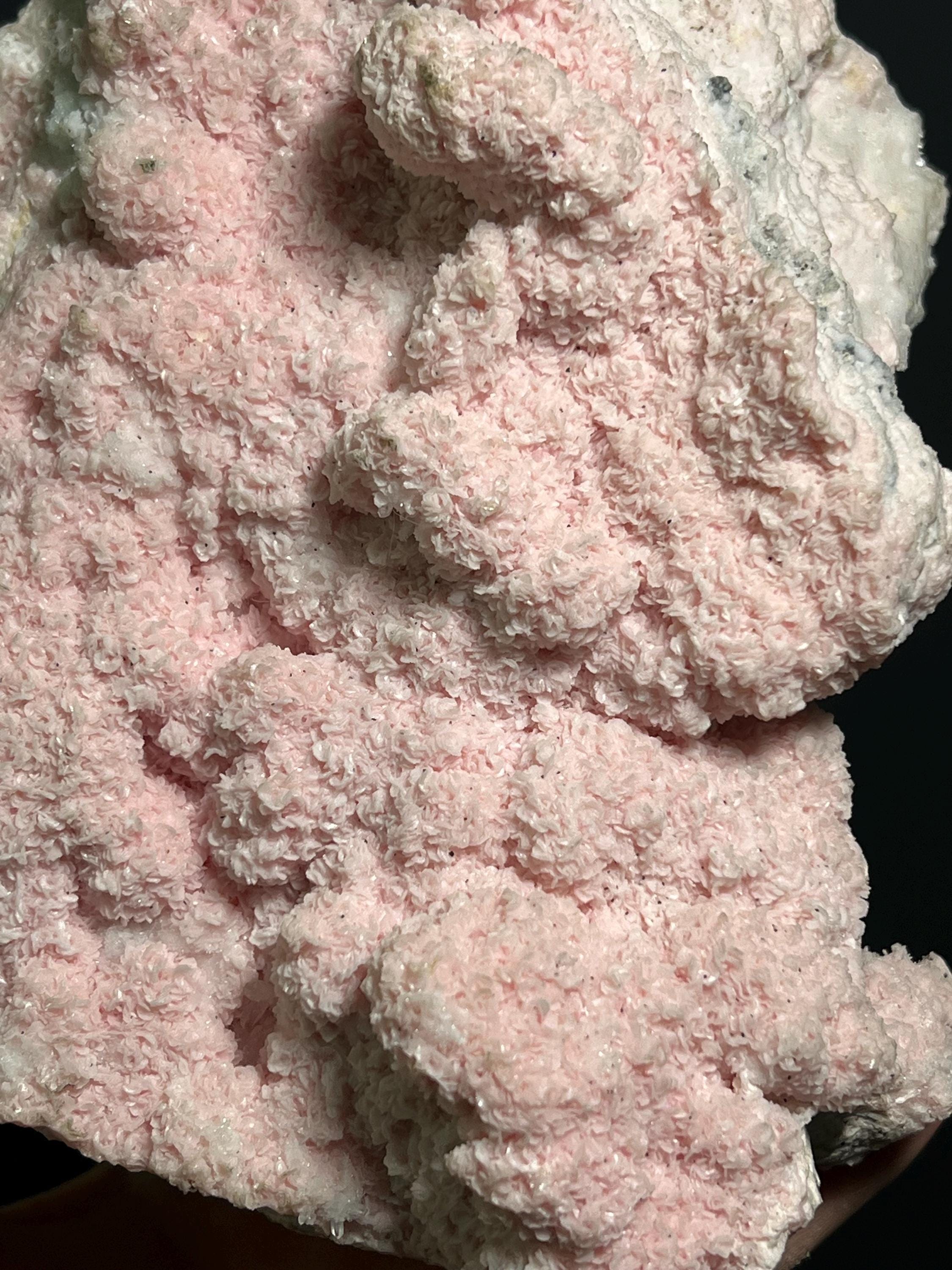 Rhodocrosite And Quartz Specimen, 3,8kg - Crystal Gemstone AE 