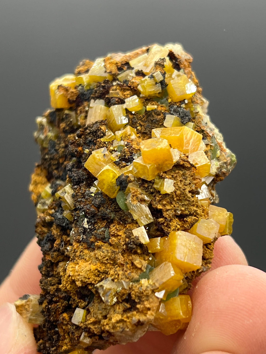 Wulfenite, From Arizona - Crystal Gemstone AE 