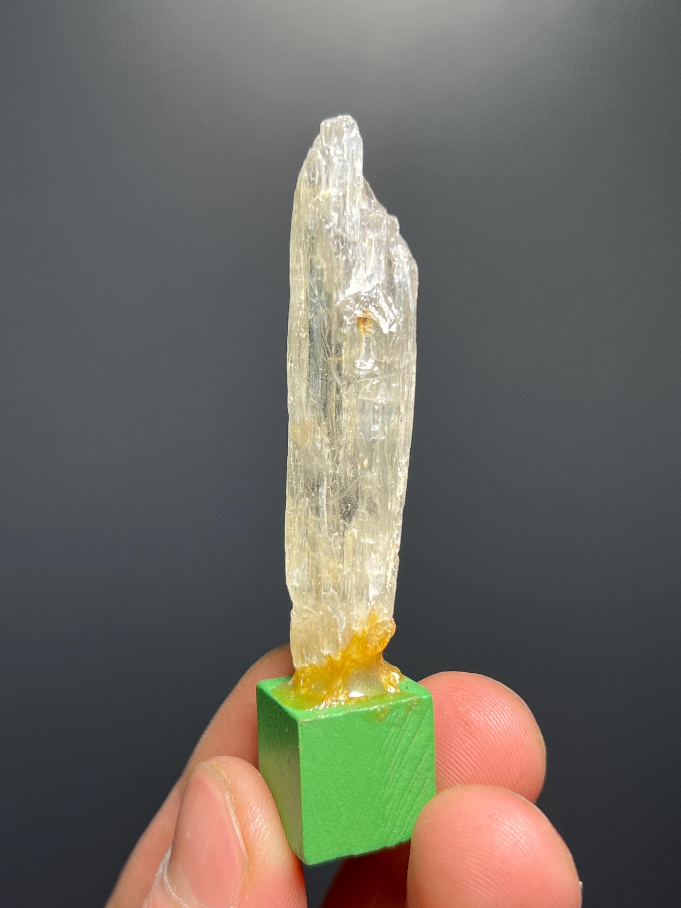 Natural Kunzite Specimen - From Pakistan - Crystal Gemstone AE 