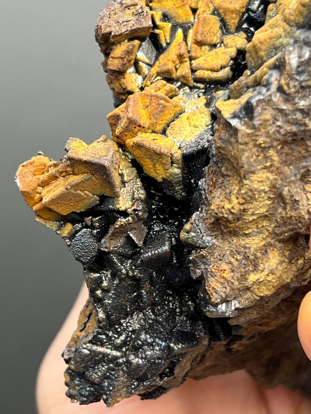 Very Unique And Very Showy, Colorful goethite on siderite, Special Collection Piece - Crystal Gemstone AE 
