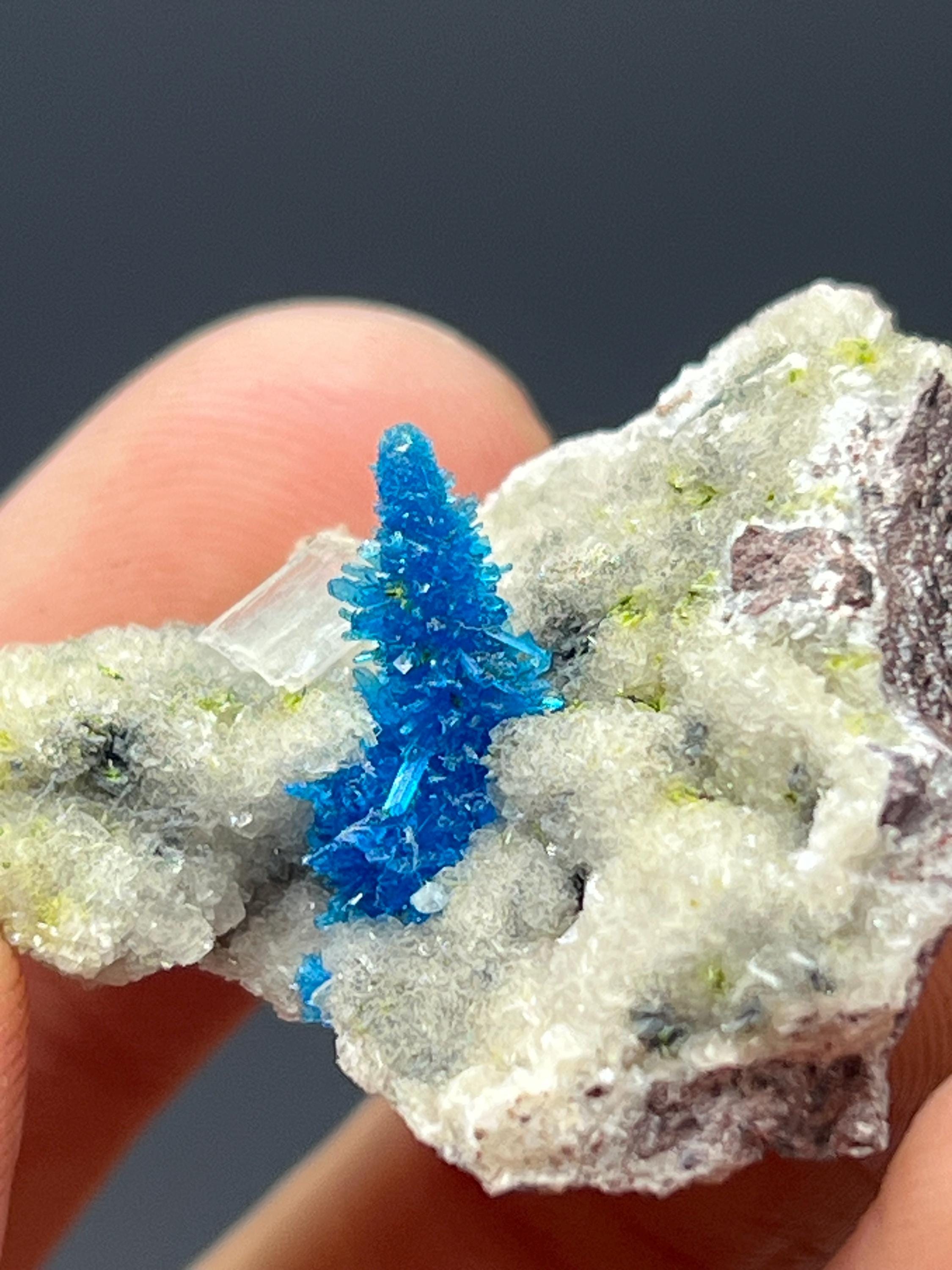 Rare Pentagonite Specimen - Crystal Gemstone AE 