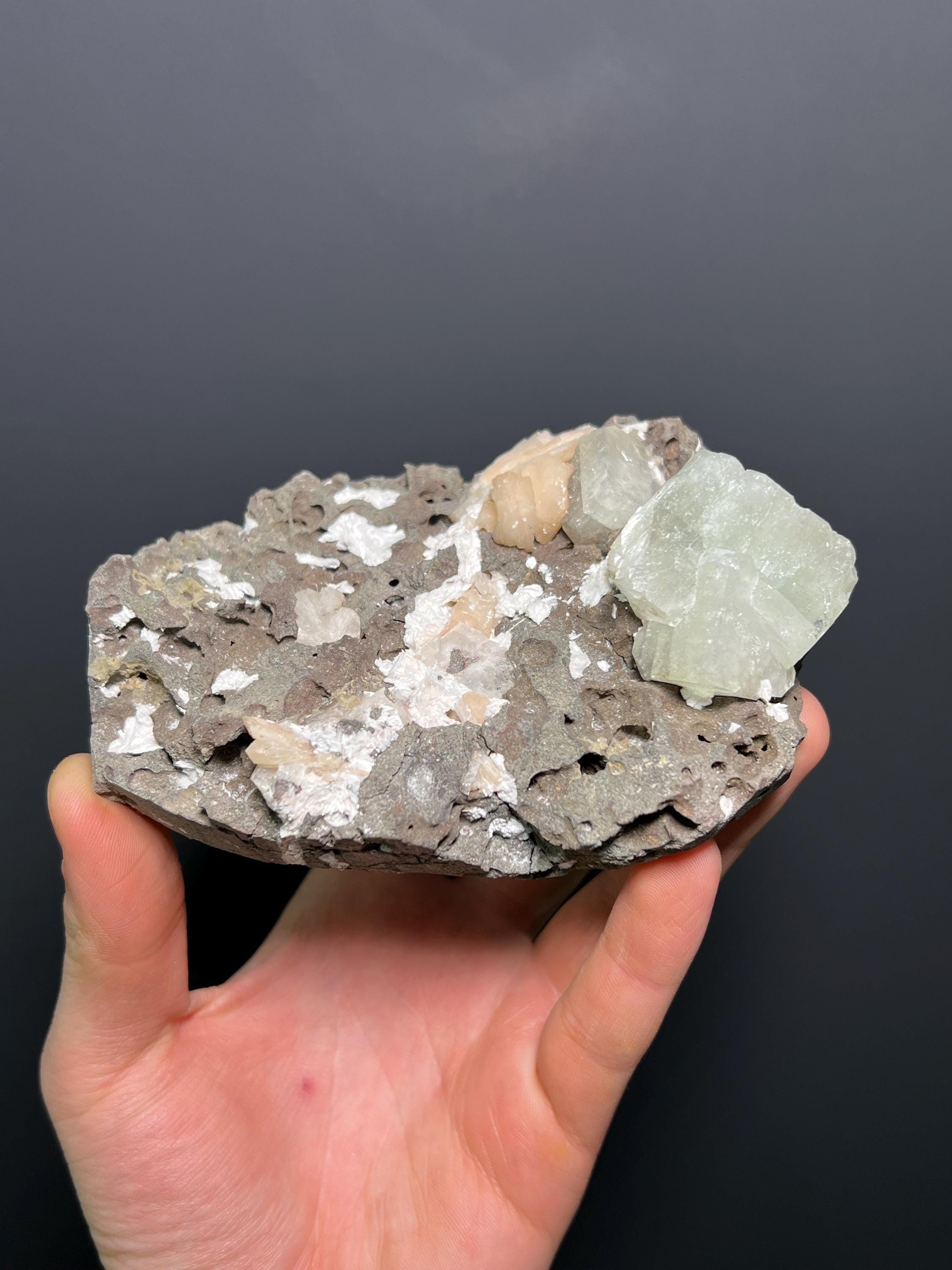 Apophyllite With Scolecite On Bassalt With Stilbite, 524gram - Crystal Gemstone AE 