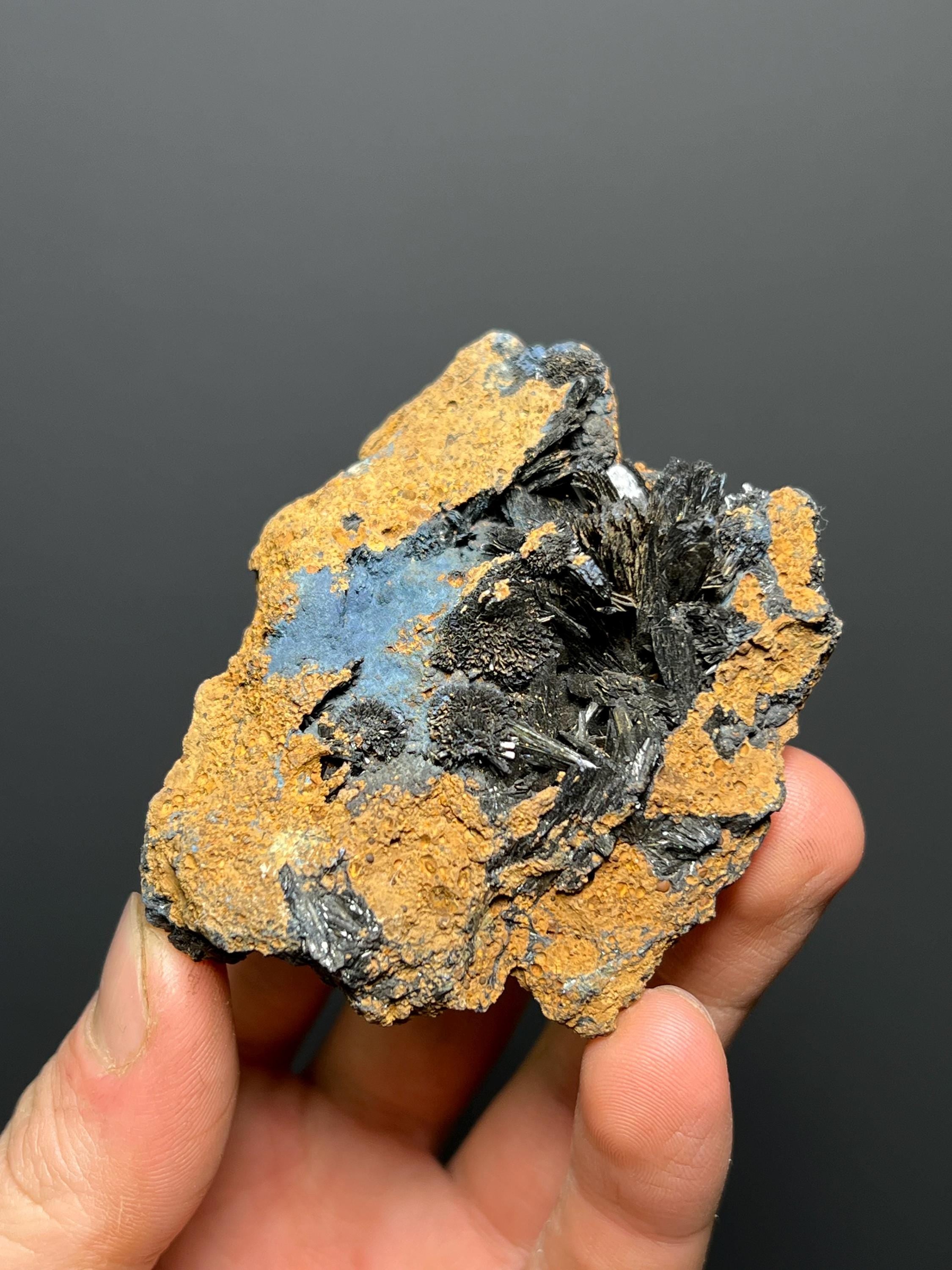 Special Vivanite Specimen, 110gram - Crystal Gemstone AE 