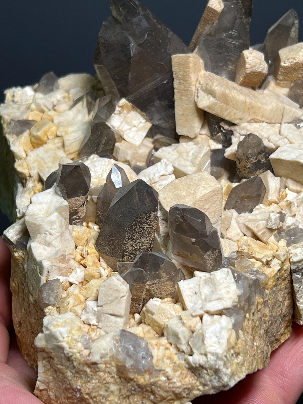 Ortochlase With Smoky Quartz Specimen, 1,5Kg - Crystal Gemstone AE 